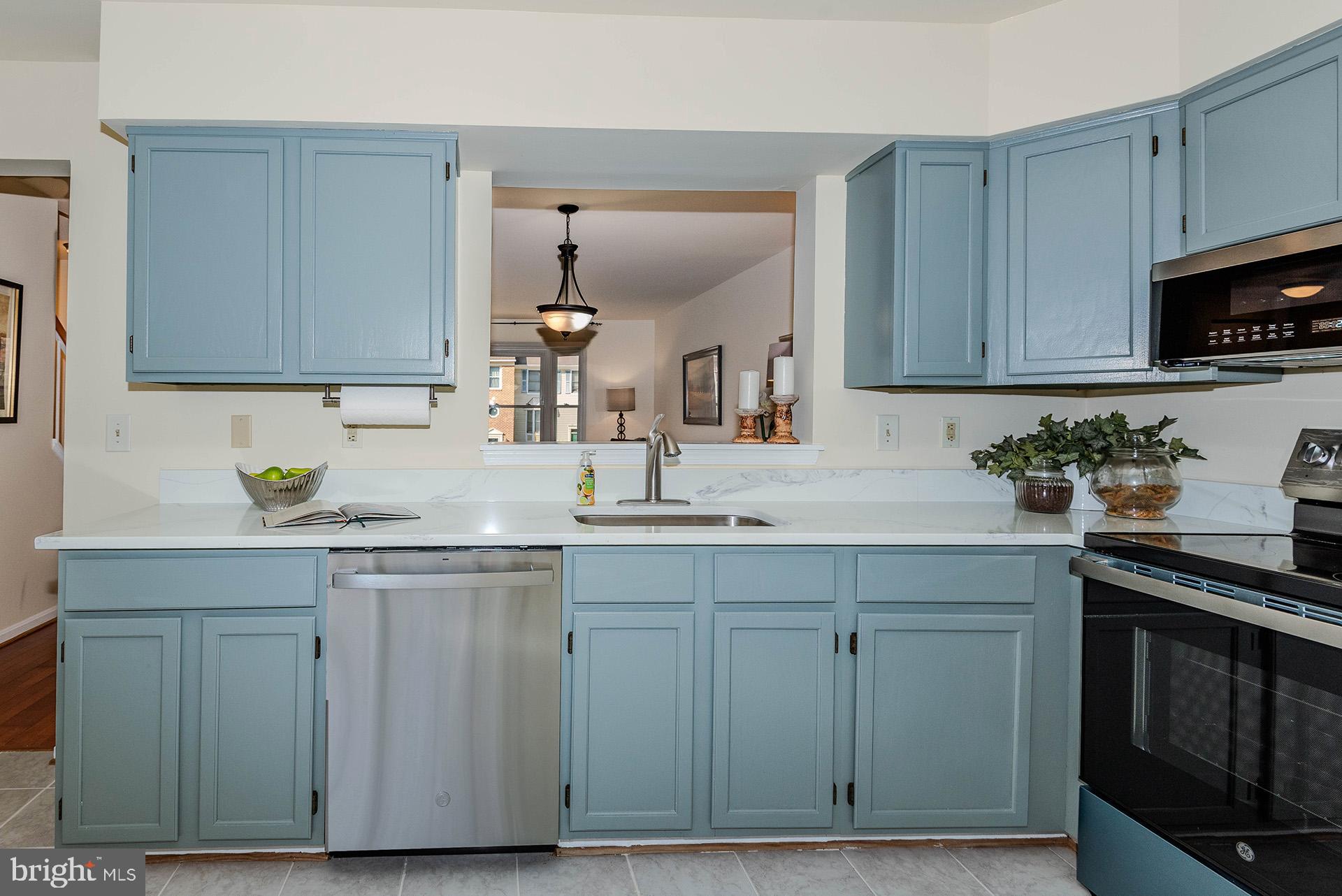 CROFTON MEADOWS - Residential