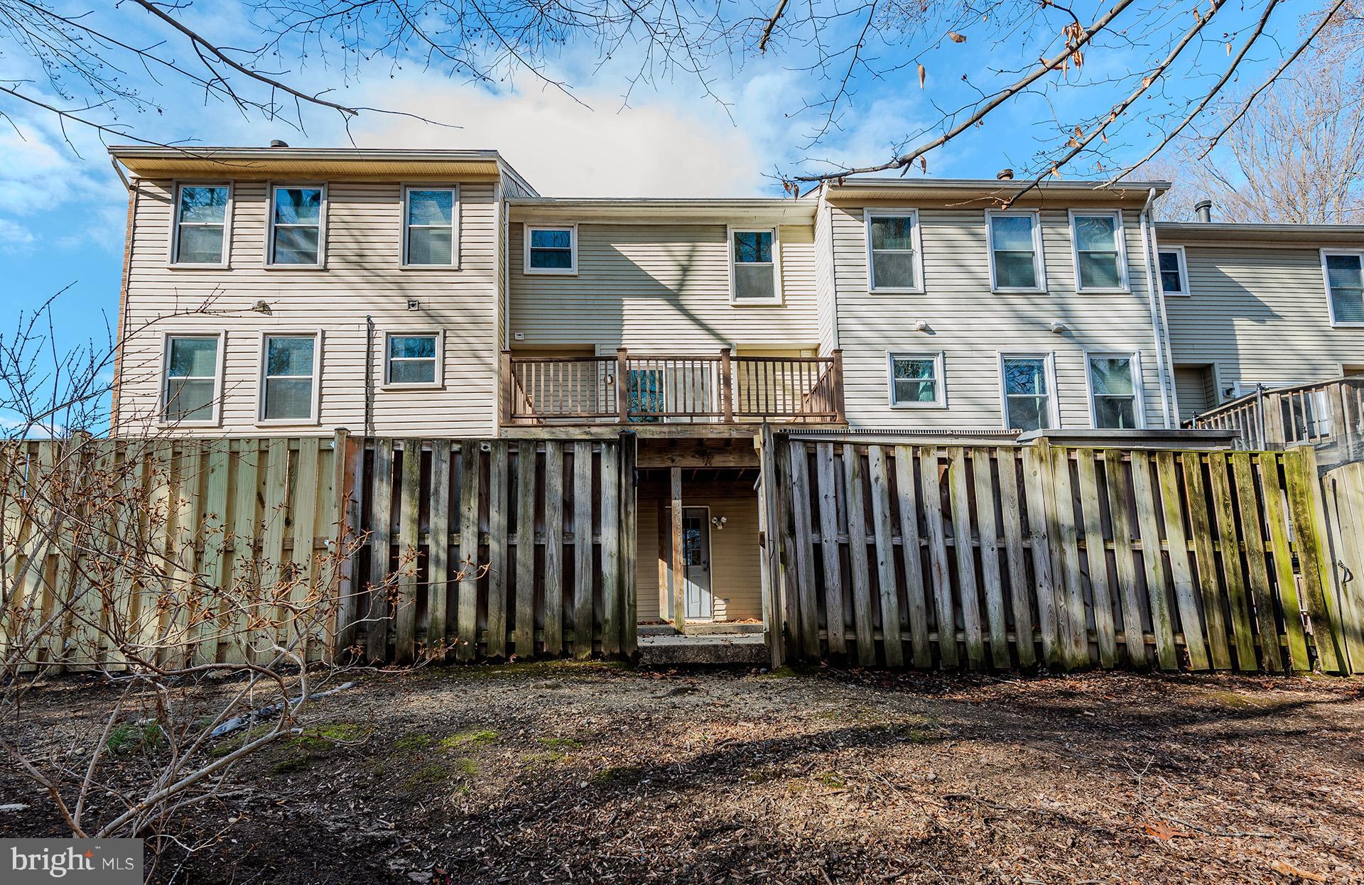 CROFTON MEADOWS - Residential