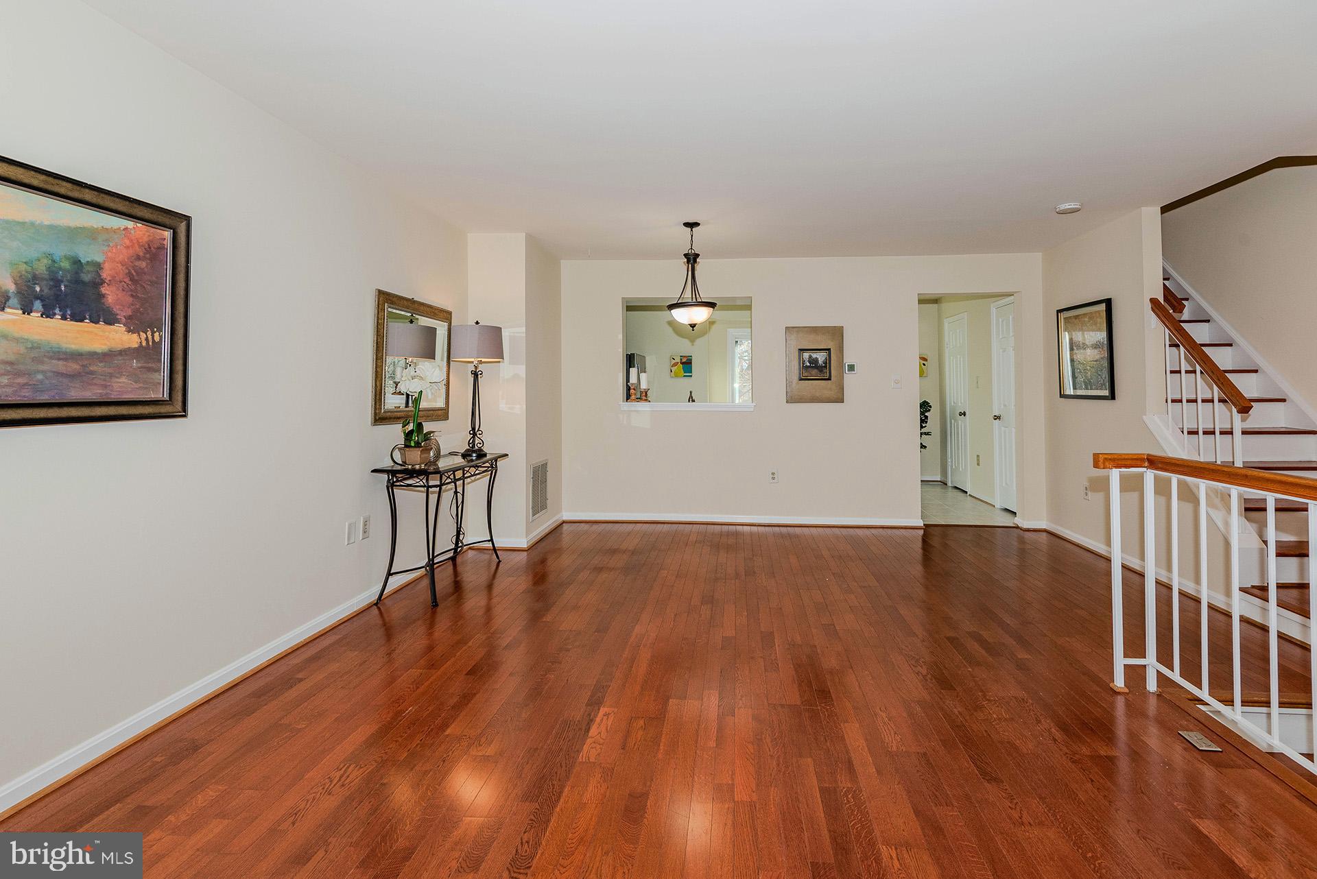 CROFTON MEADOWS - Residential