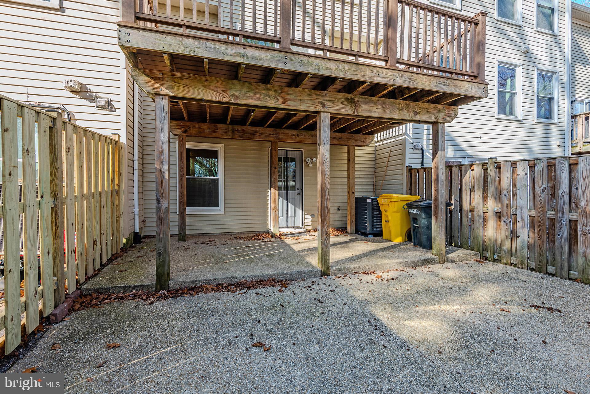 CROFTON MEADOWS - Residential