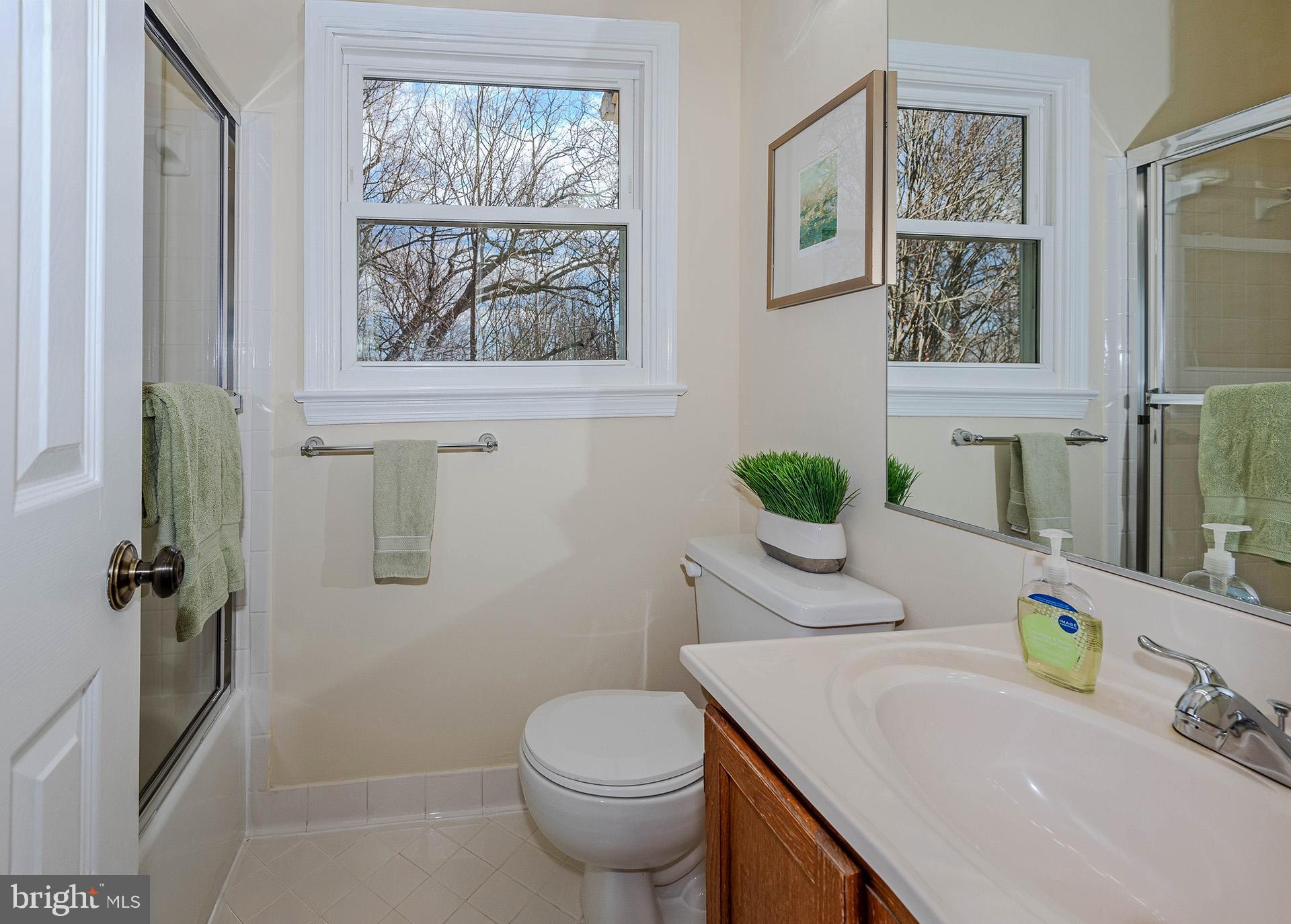 CROFTON MEADOWS - Residential