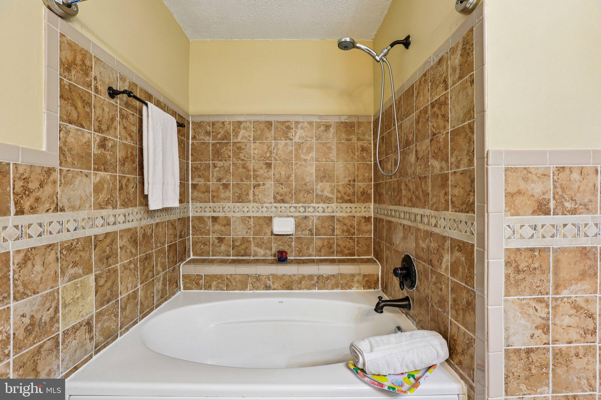 WOODLAND VILLAGE - Residential