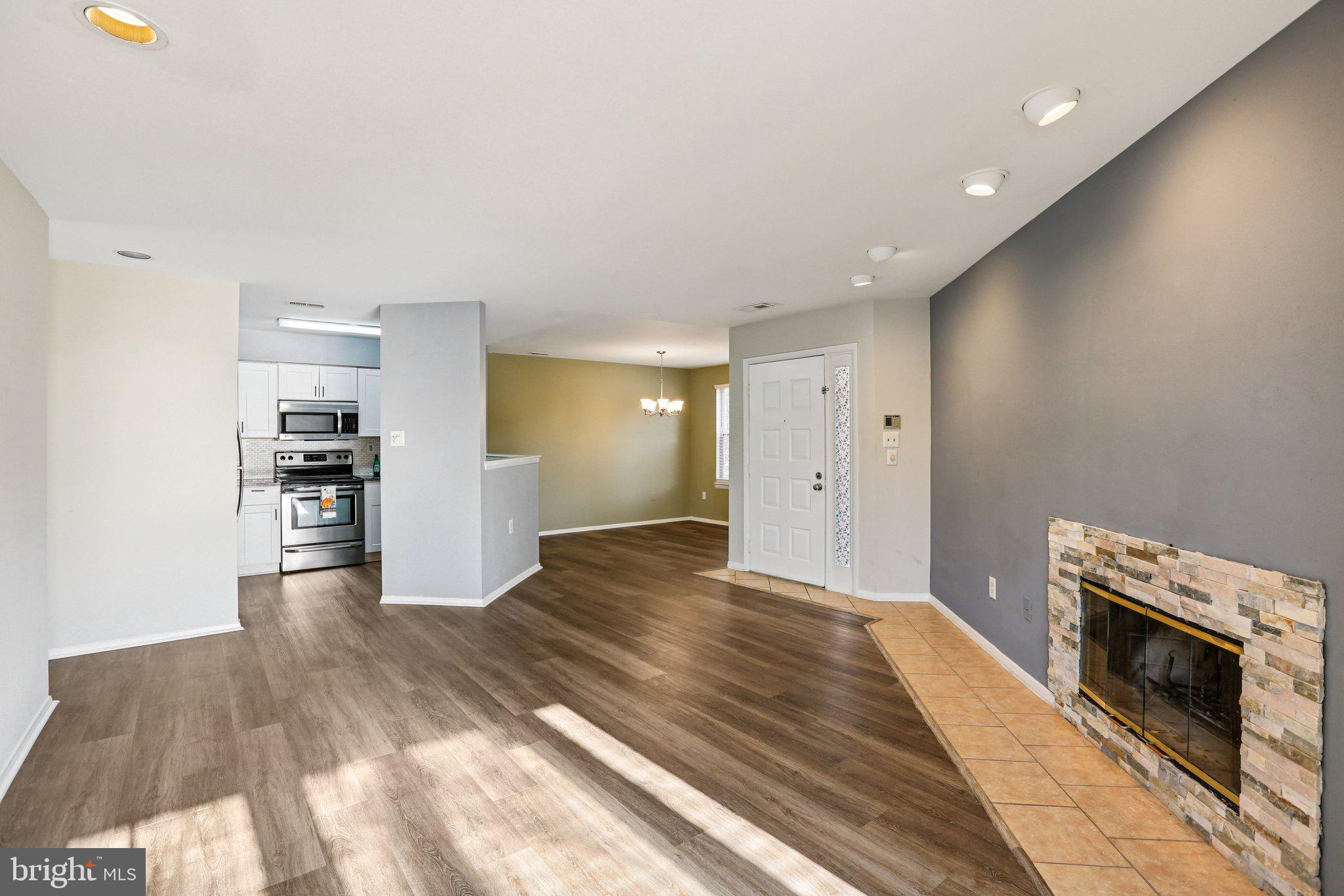 WOODLAND VILLAGE - Residential