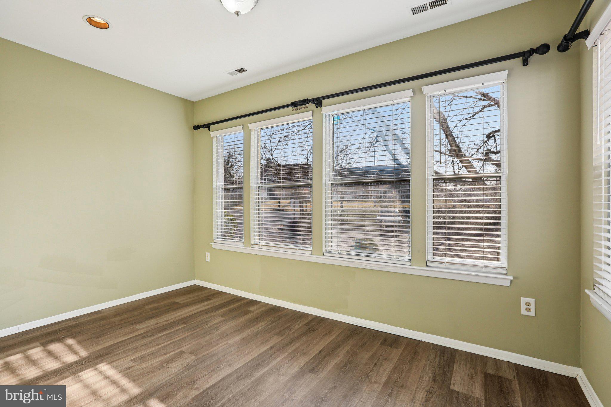 WOODLAND VILLAGE - Residential