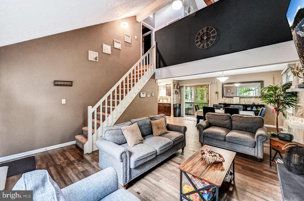 POCONO FARMS EAST - Residential