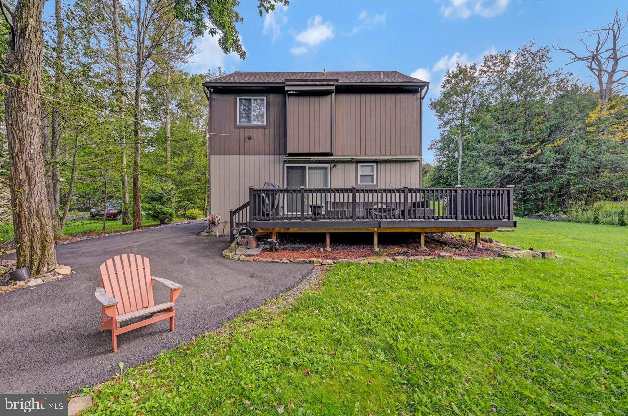 POCONO FARMS EAST - Residential