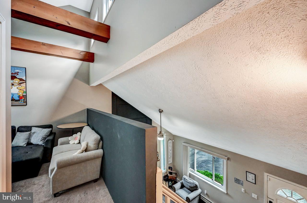 POCONO FARMS EAST - Residential