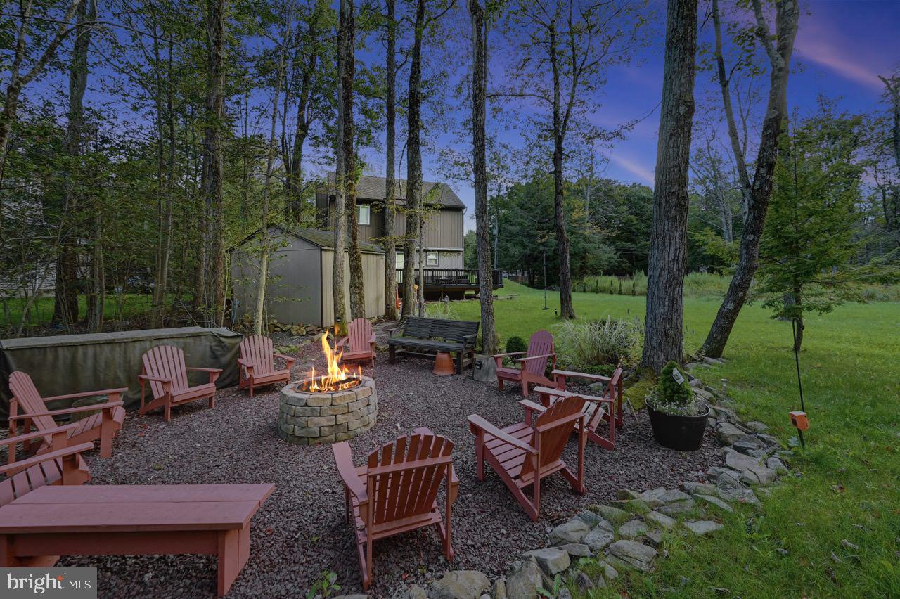 POCONO FARMS EAST - Residential