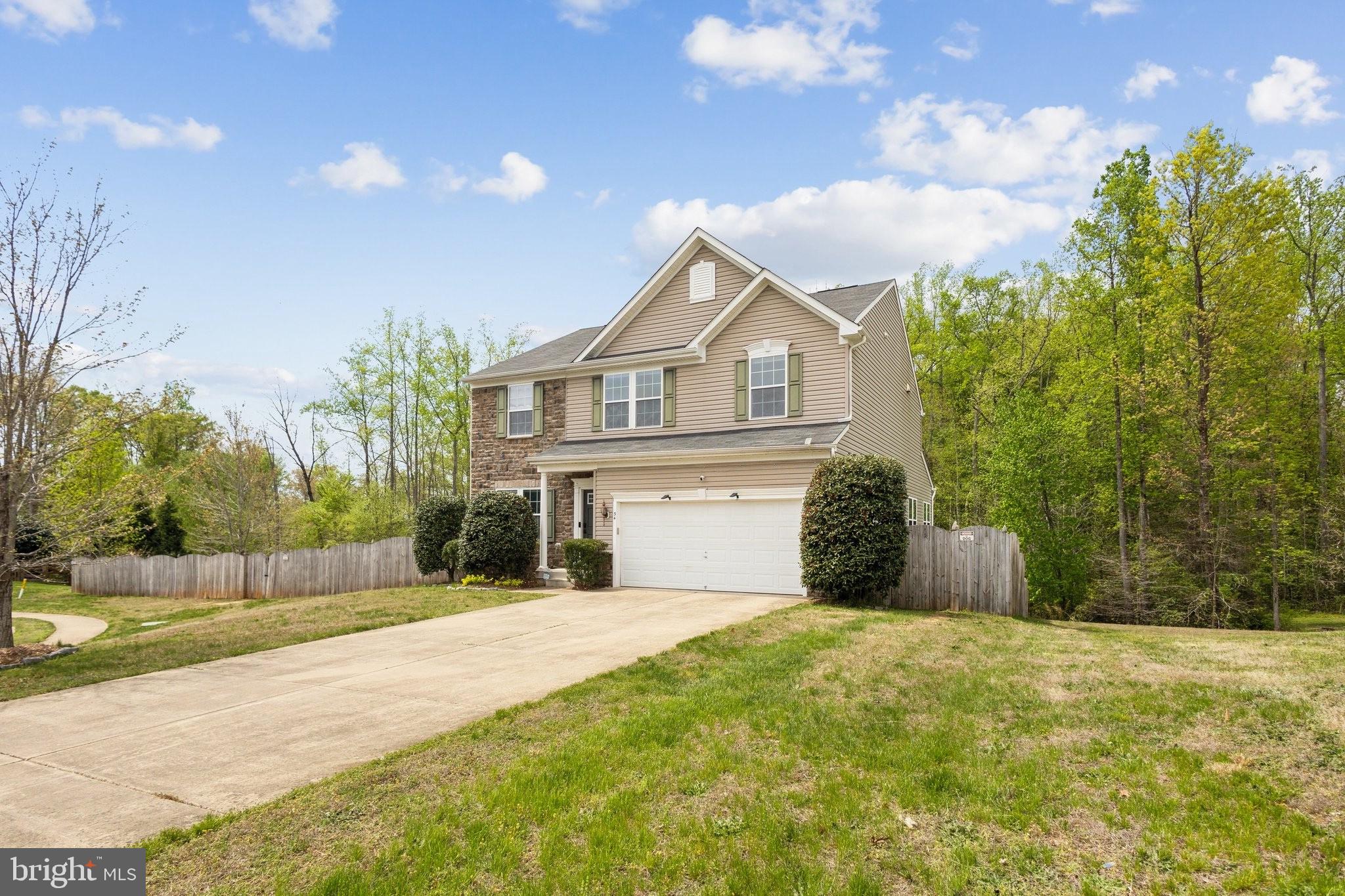 34 RUNYON DRIVE