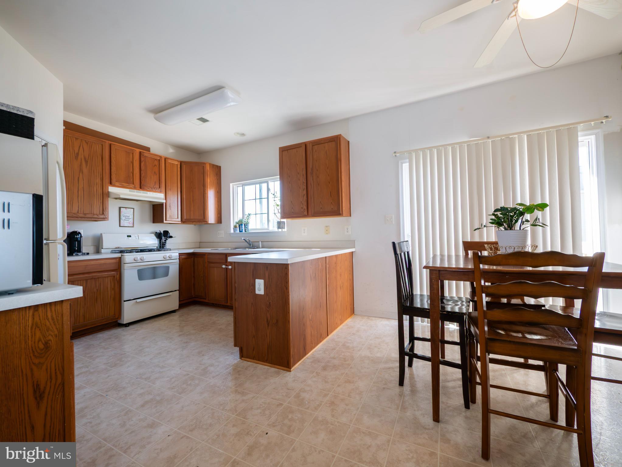 LEE'S RIDGE - Residential