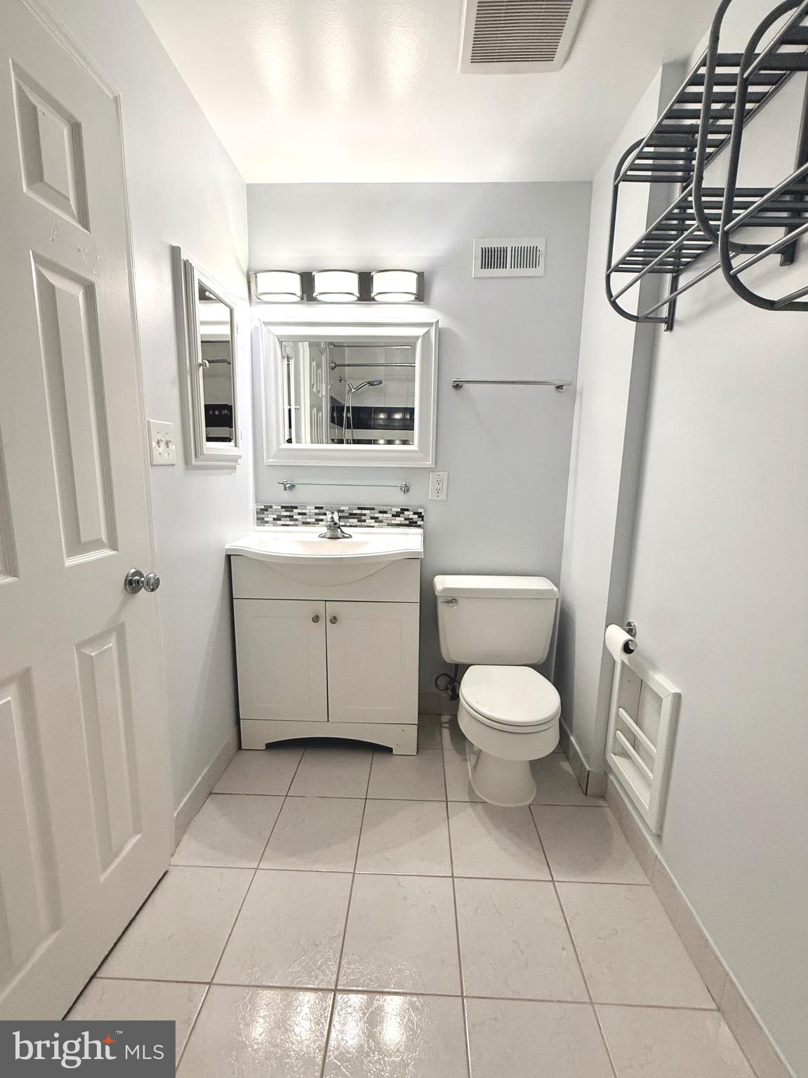 728 N COLUMBUS STREET