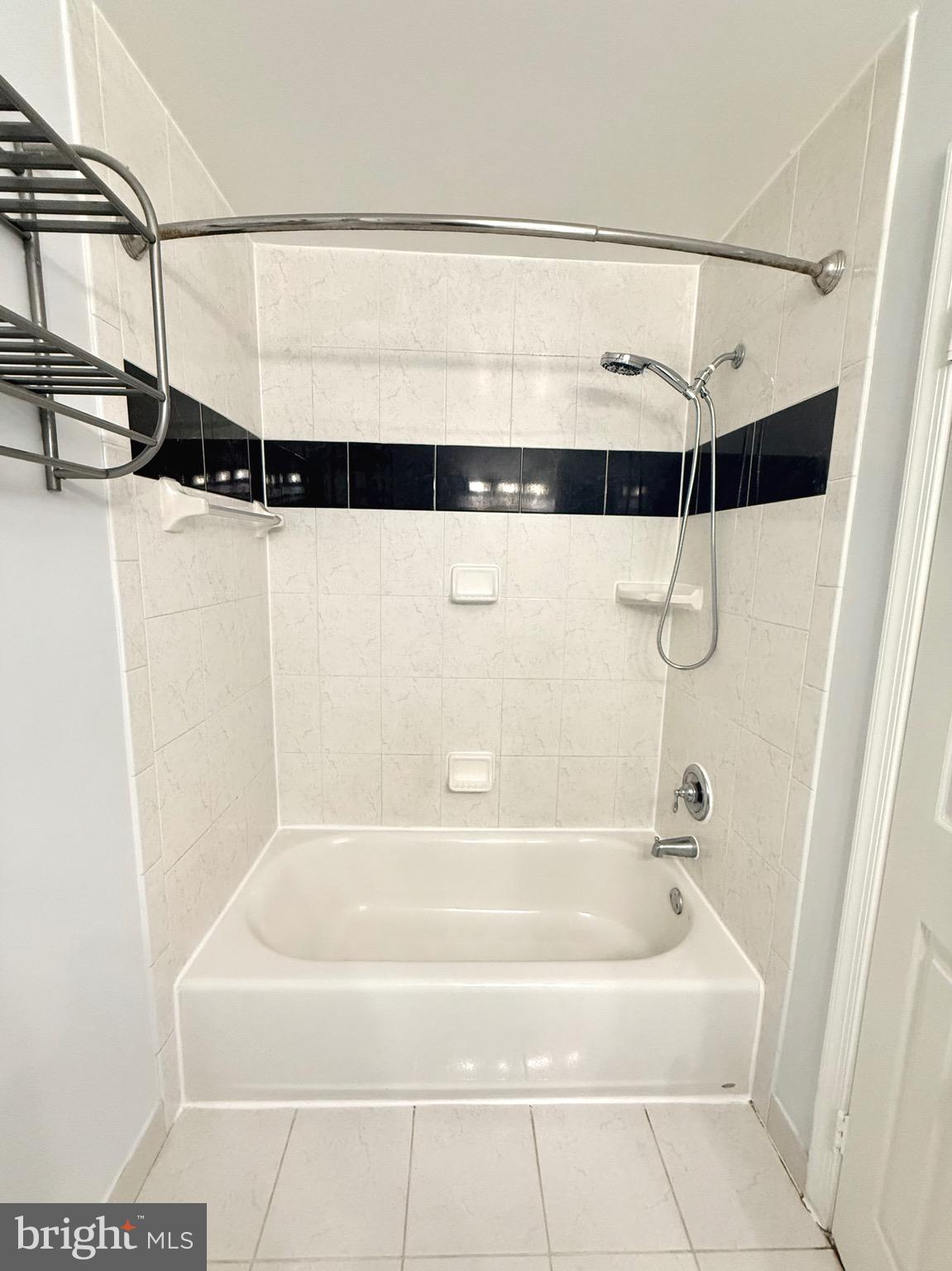 728 N COLUMBUS STREET