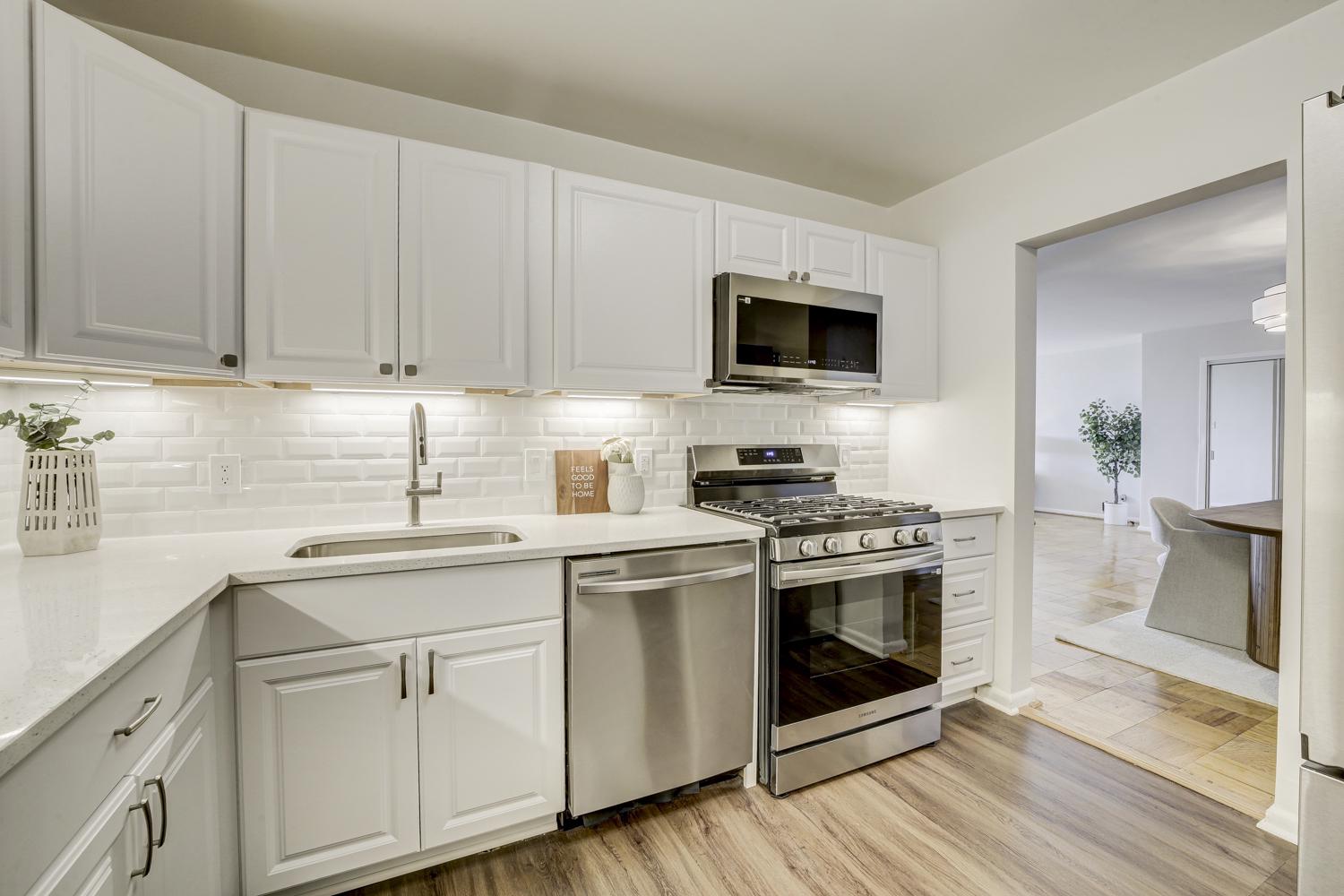 THE KENWOOD - Residential