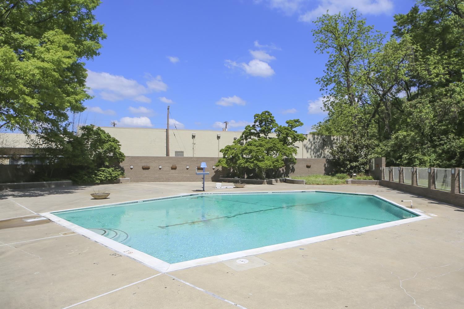 THE KENWOOD - Residential