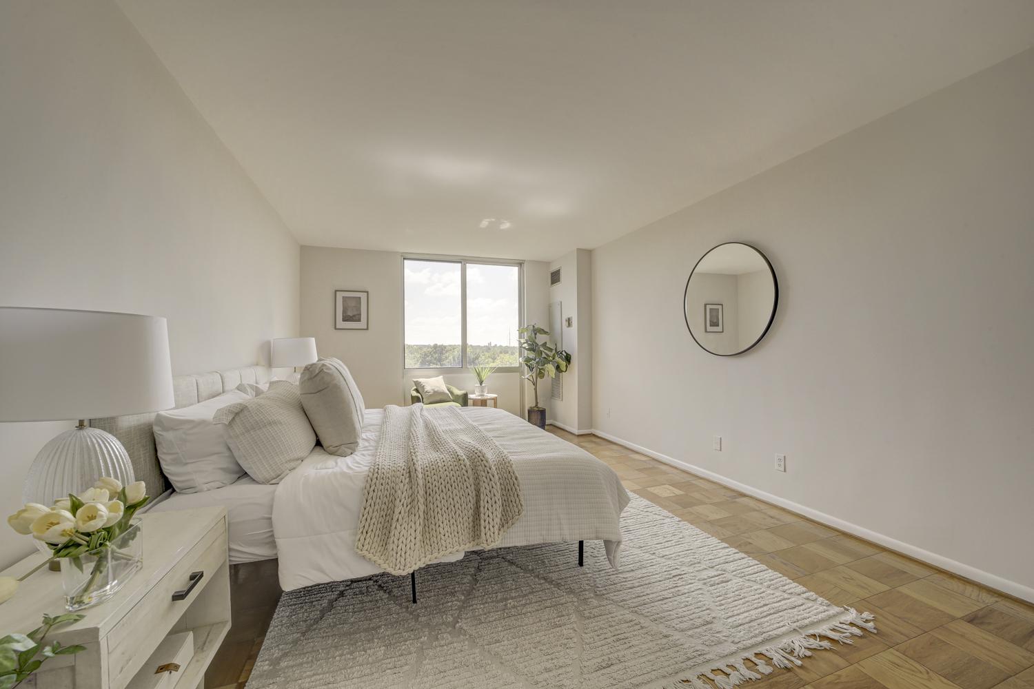 THE KENWOOD - Residential