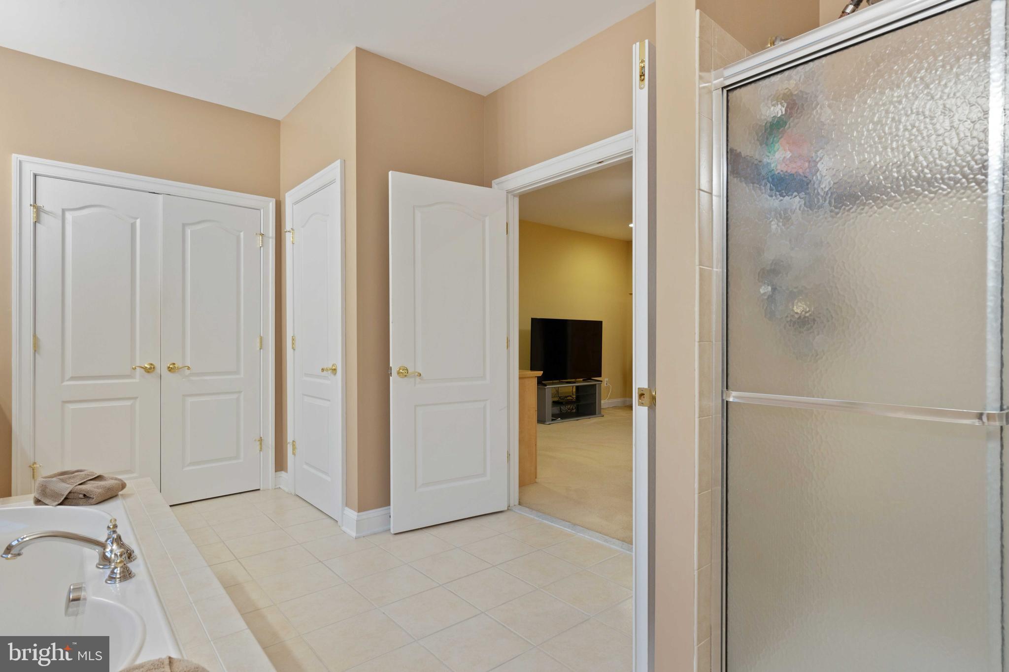 GREENSPRING AT COMPASS POINTE - Residential