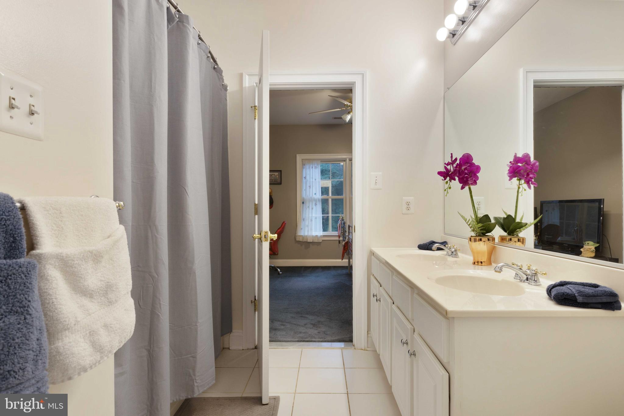 GREENSPRING AT COMPASS POINTE - Residential