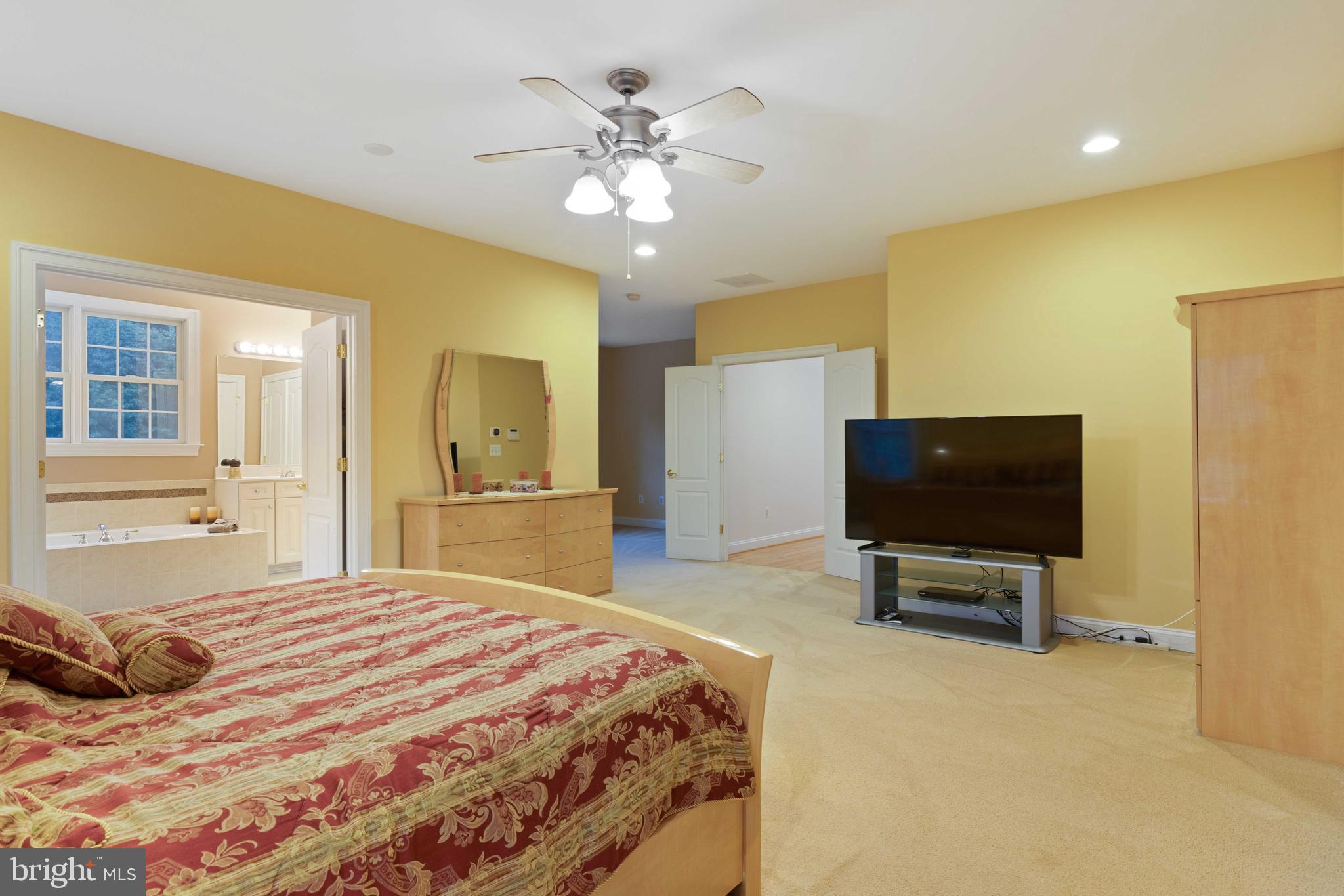 GREENSPRING AT COMPASS POINTE - Residential