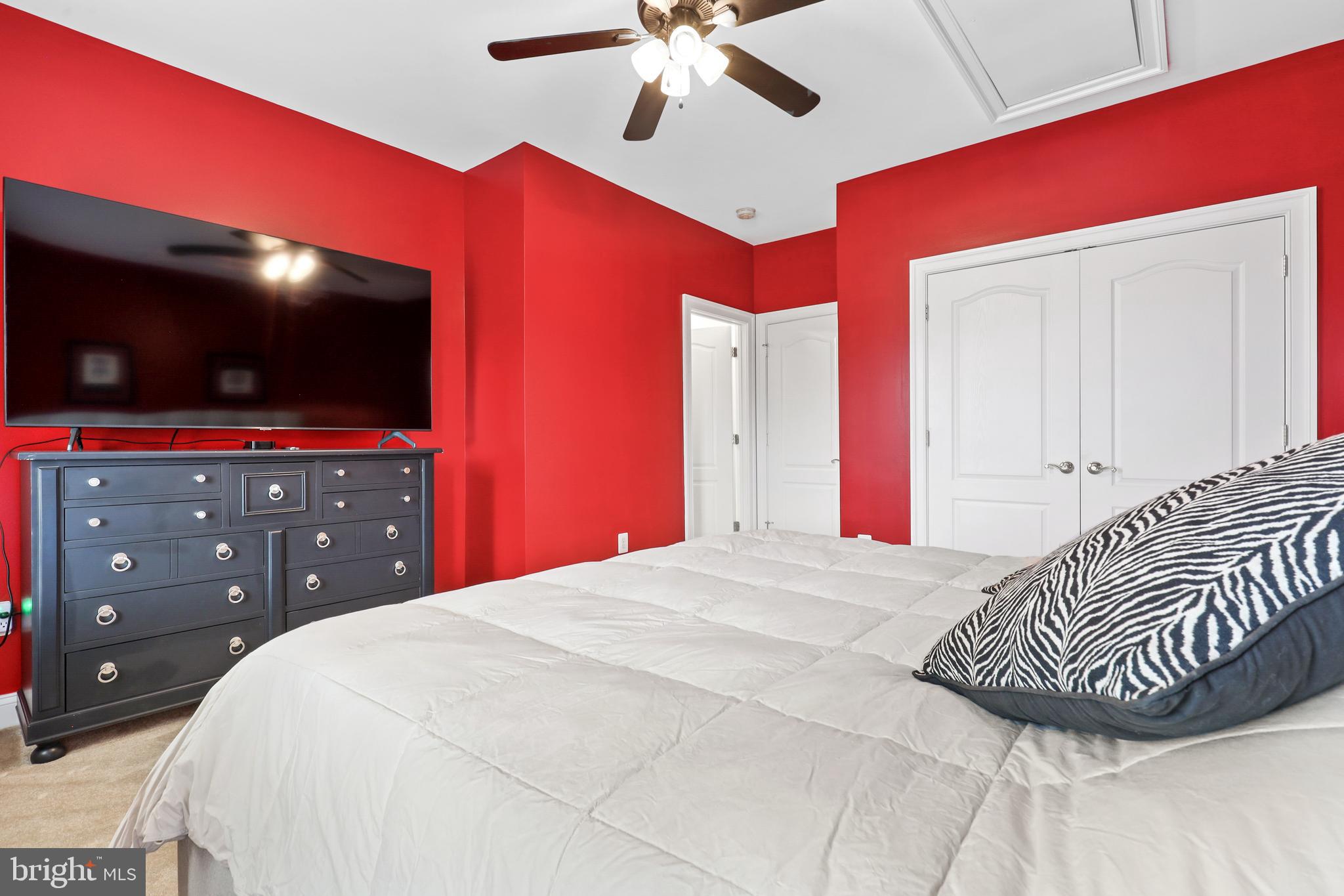 GREENSPRING AT COMPASS POINTE - Residential