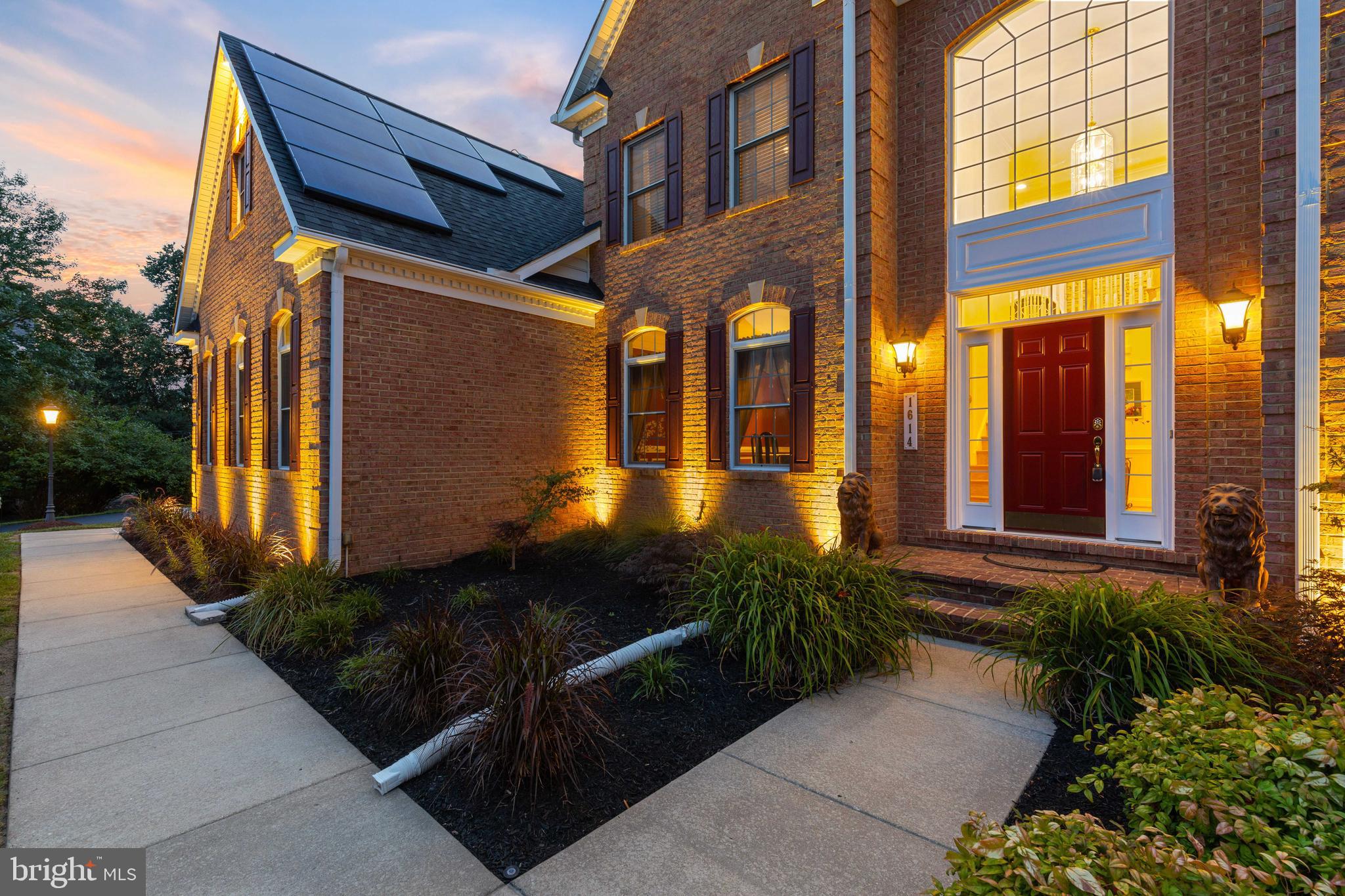 GREENSPRING AT COMPASS POINTE - Residential