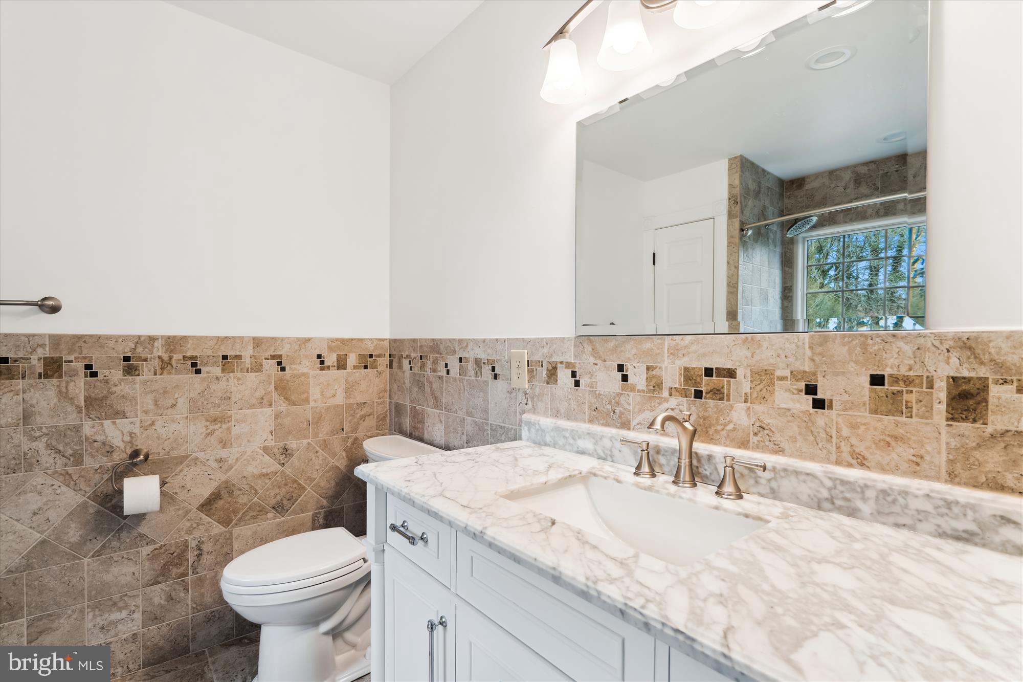 ROLLING HILLS - Residential