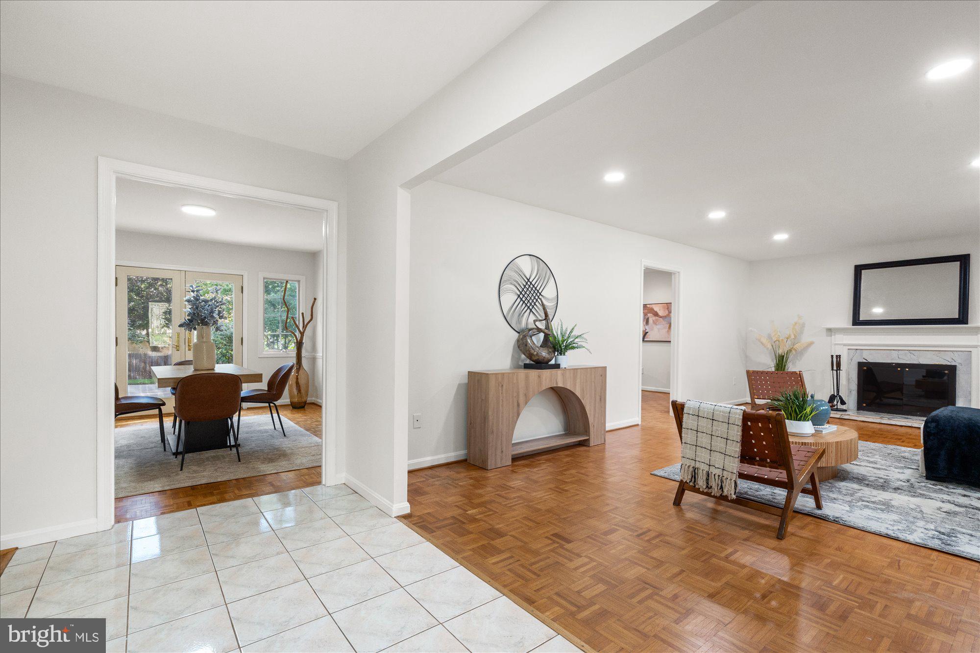 13821 BETHPAGE LANE