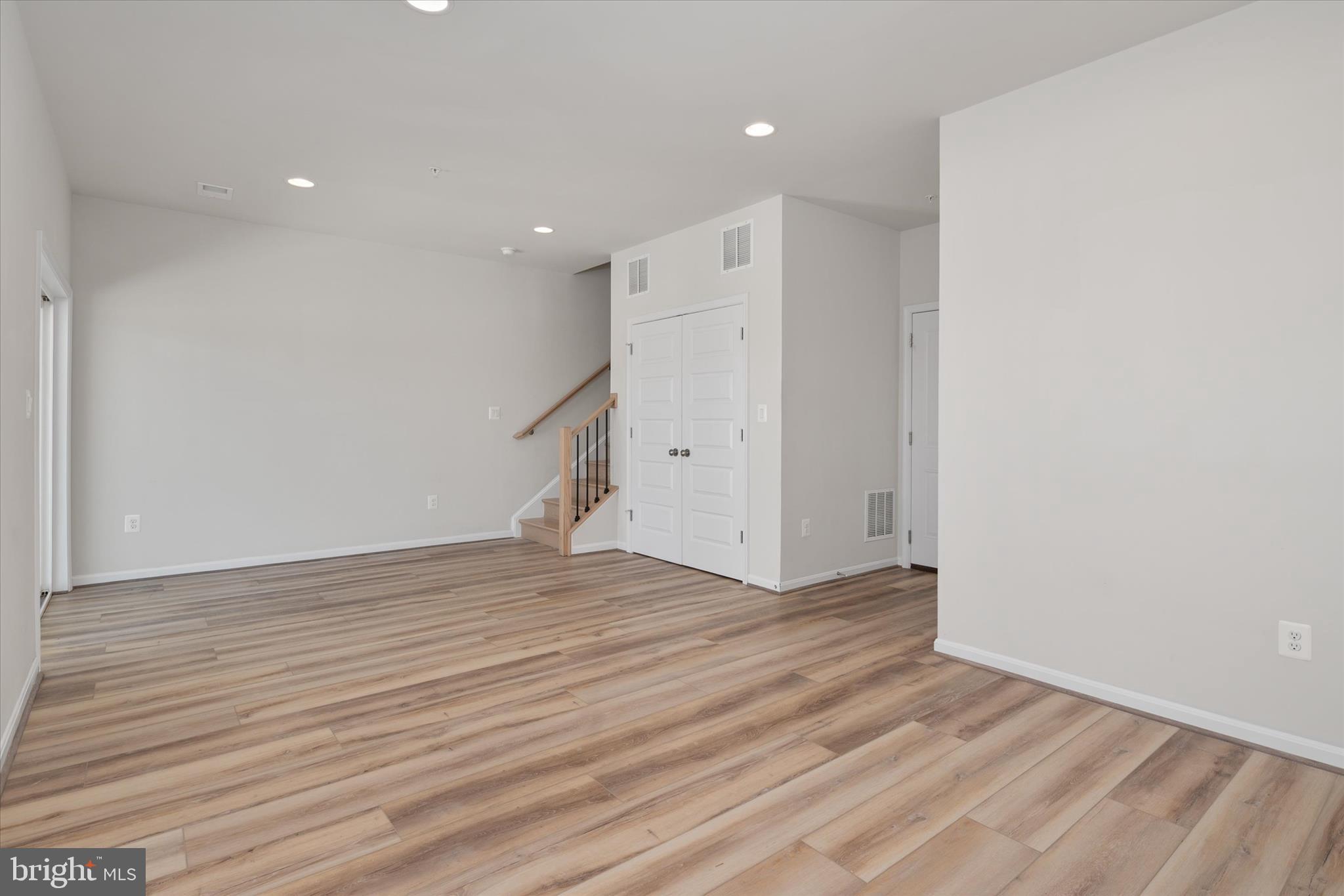 WATSONS GLEN - Residential