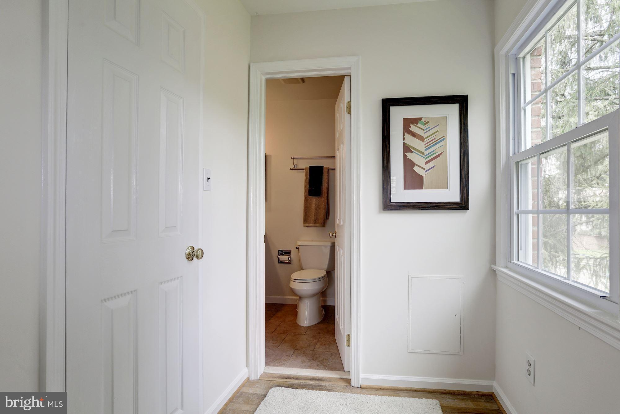 EAST GATE OF POTOMAC - Residential Lease