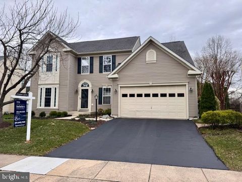 Homes For Sale - 1733 Dearbought Drive<br/> Frederick County, FREDERICK, MD 21701