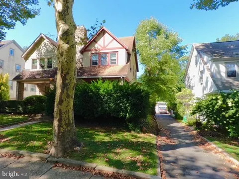 813 Elkins Avenue, Elkins Park, PA MLS: PAMC2133678