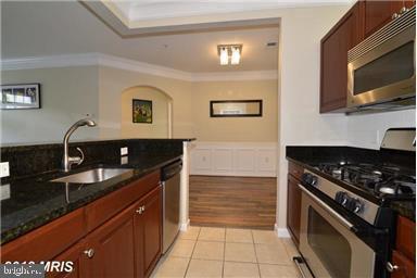 WESTCHESTER AT STRATFORD - Residential Lease