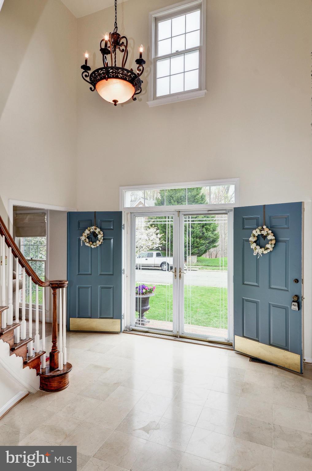 CROSSPOINTE - Residential