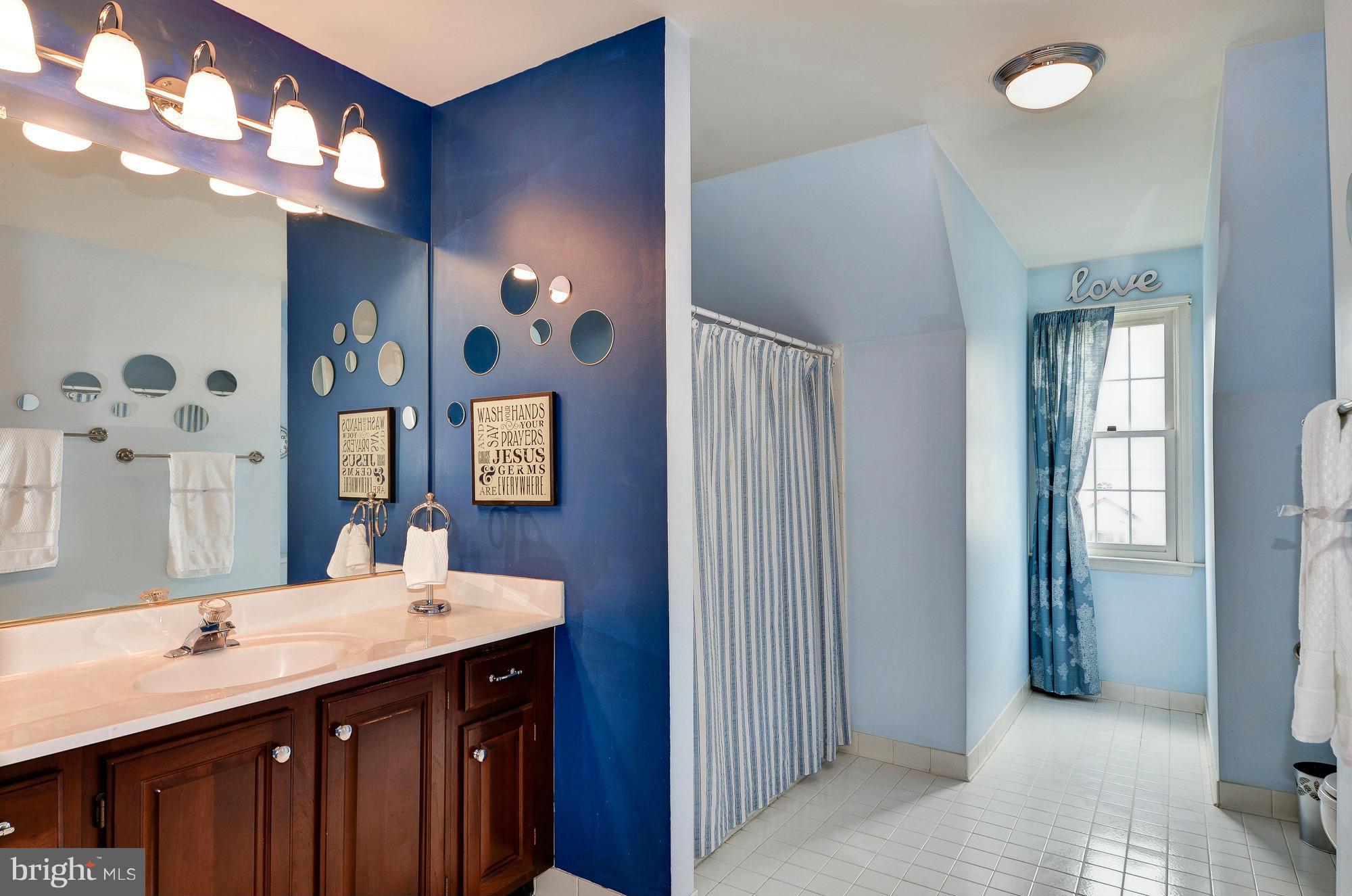 CROSSPOINTE - Residential