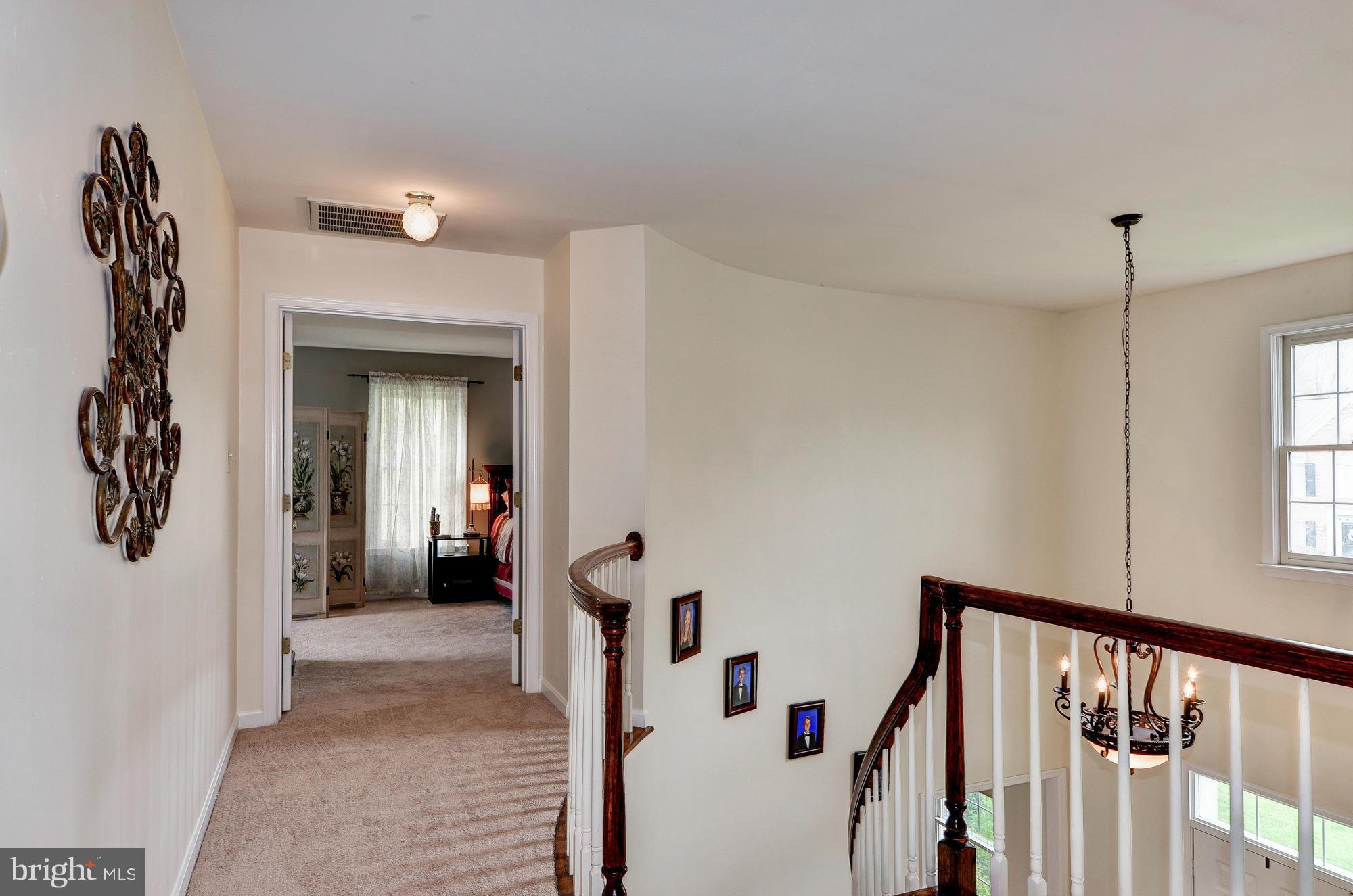 CROSSPOINTE - Residential