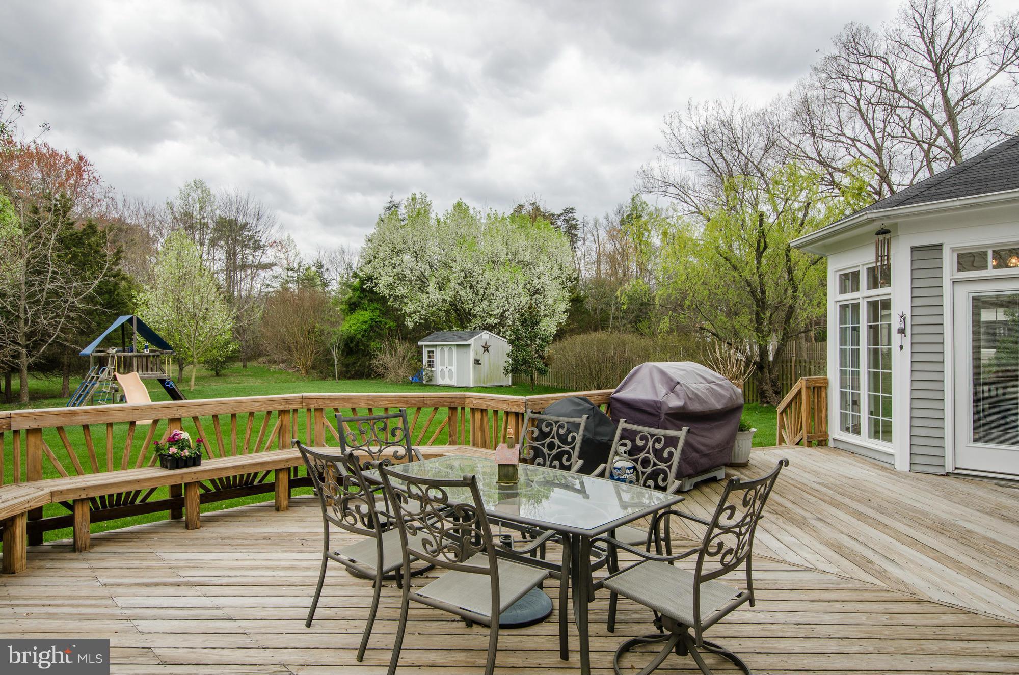 CROSSPOINTE - Residential