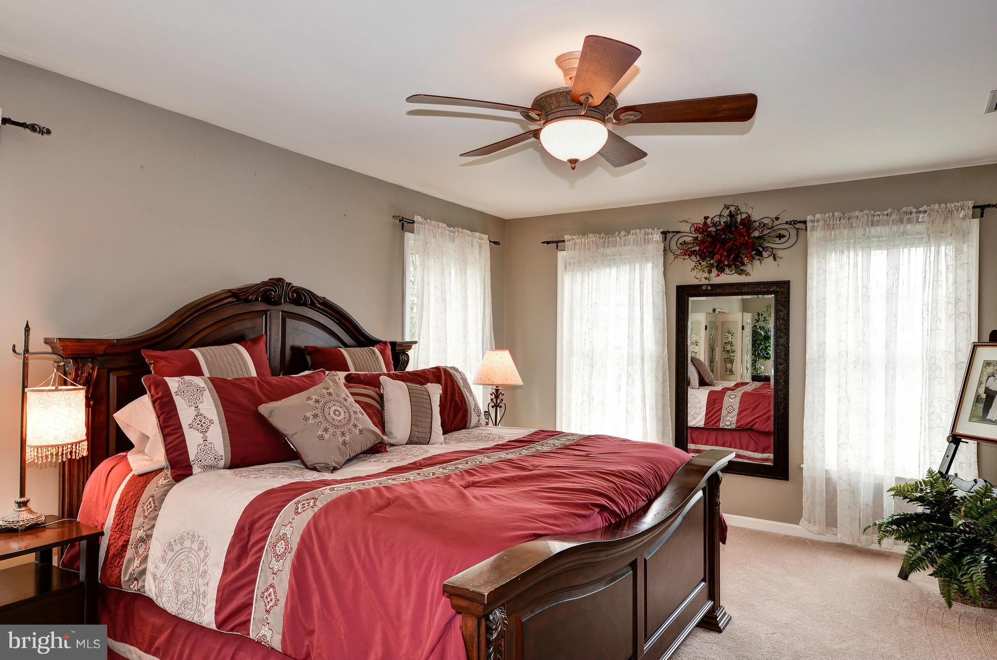 CROSSPOINTE - Residential