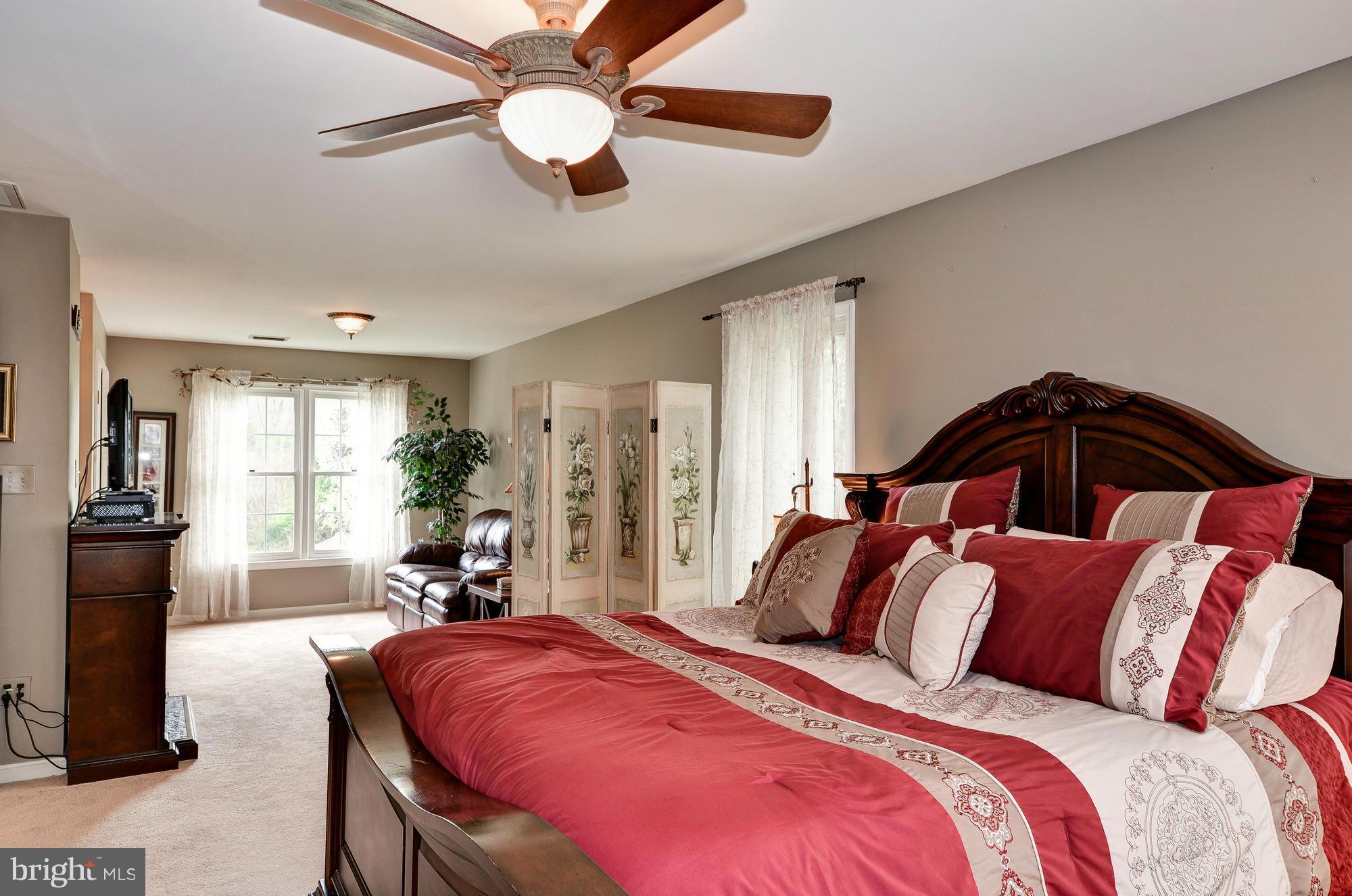 CROSSPOINTE - Residential