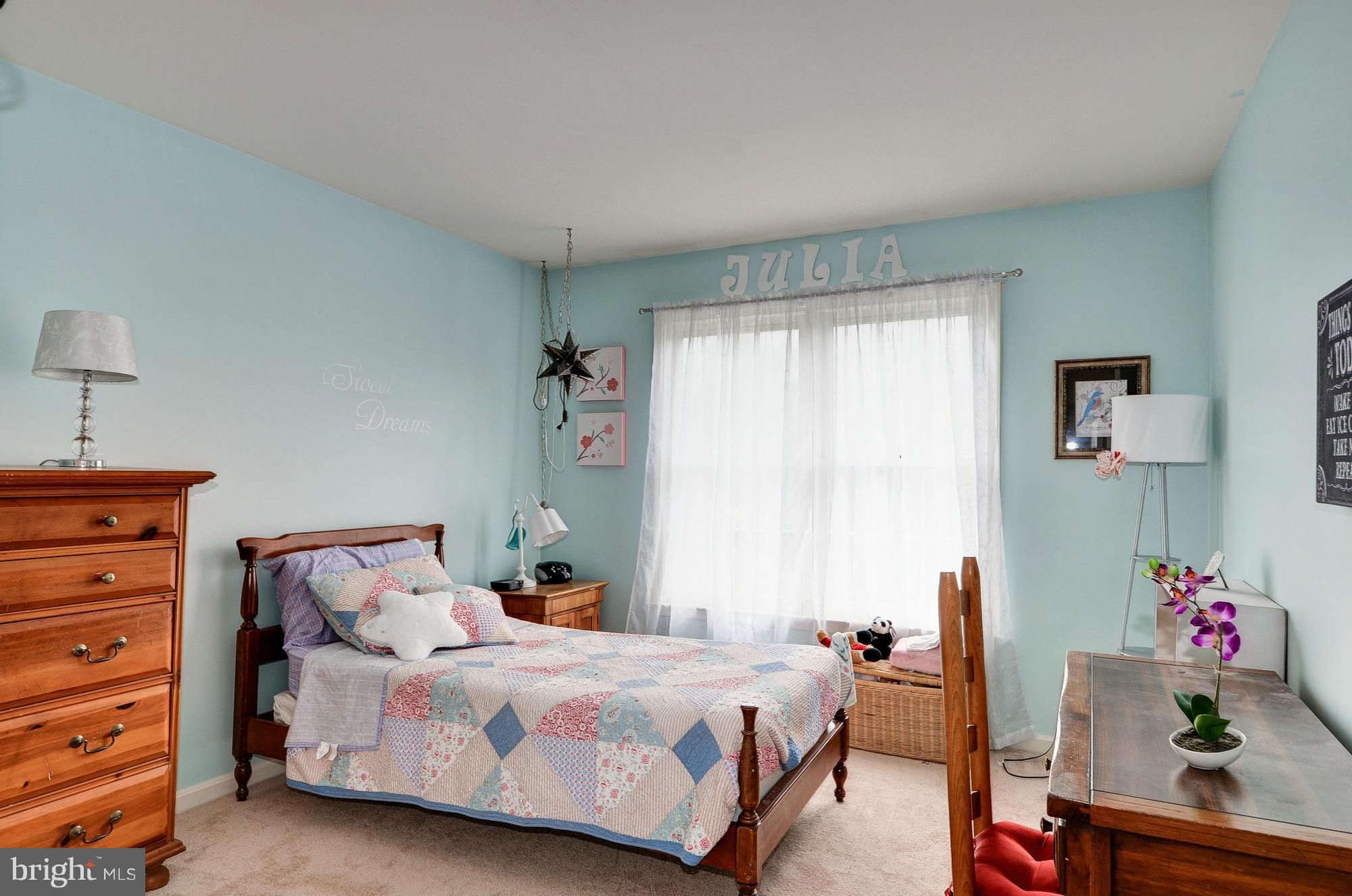 CROSSPOINTE - Residential