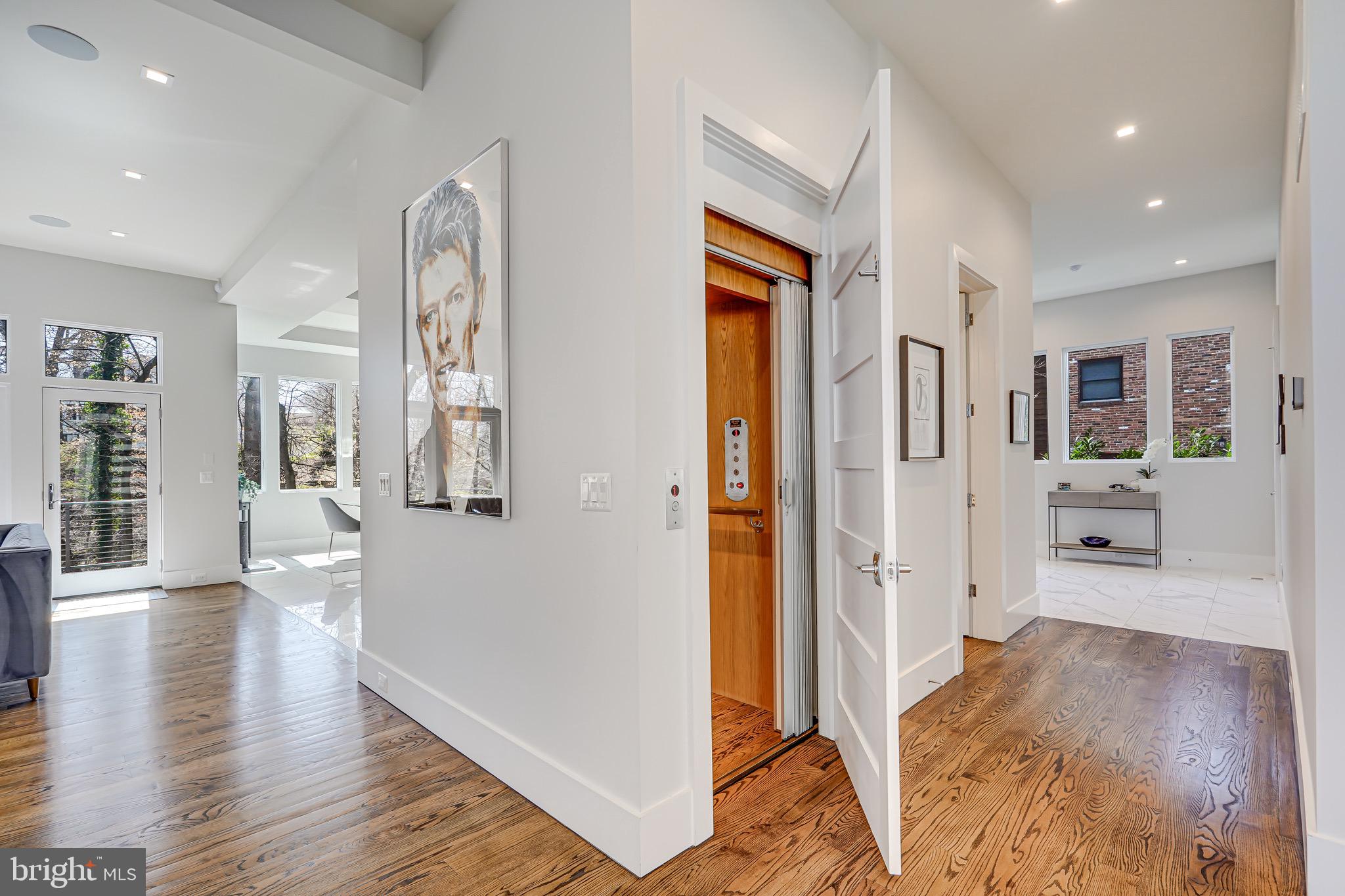 BELLEVUE FOREST - Residential