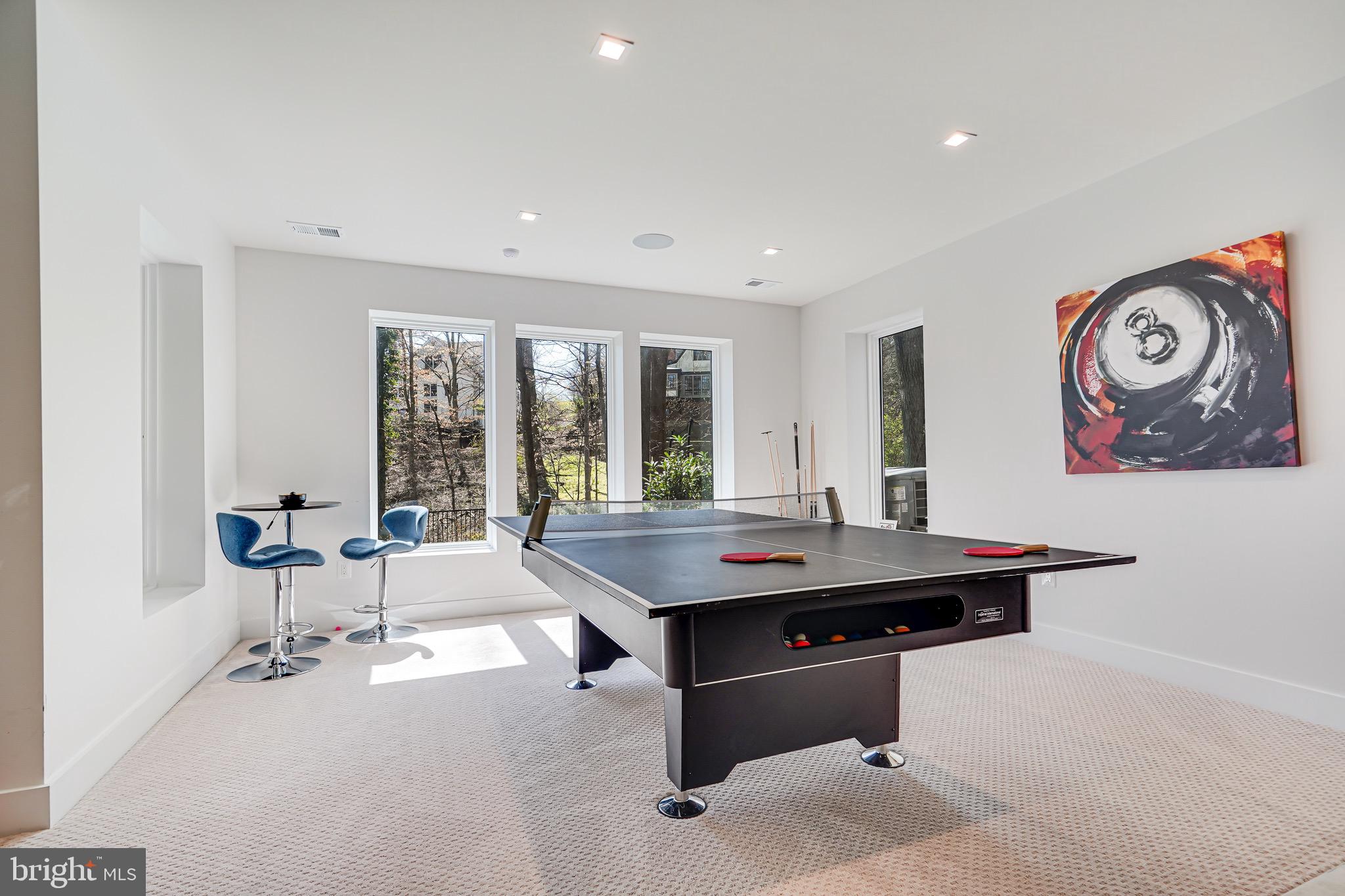 BELLEVUE FOREST - Residential