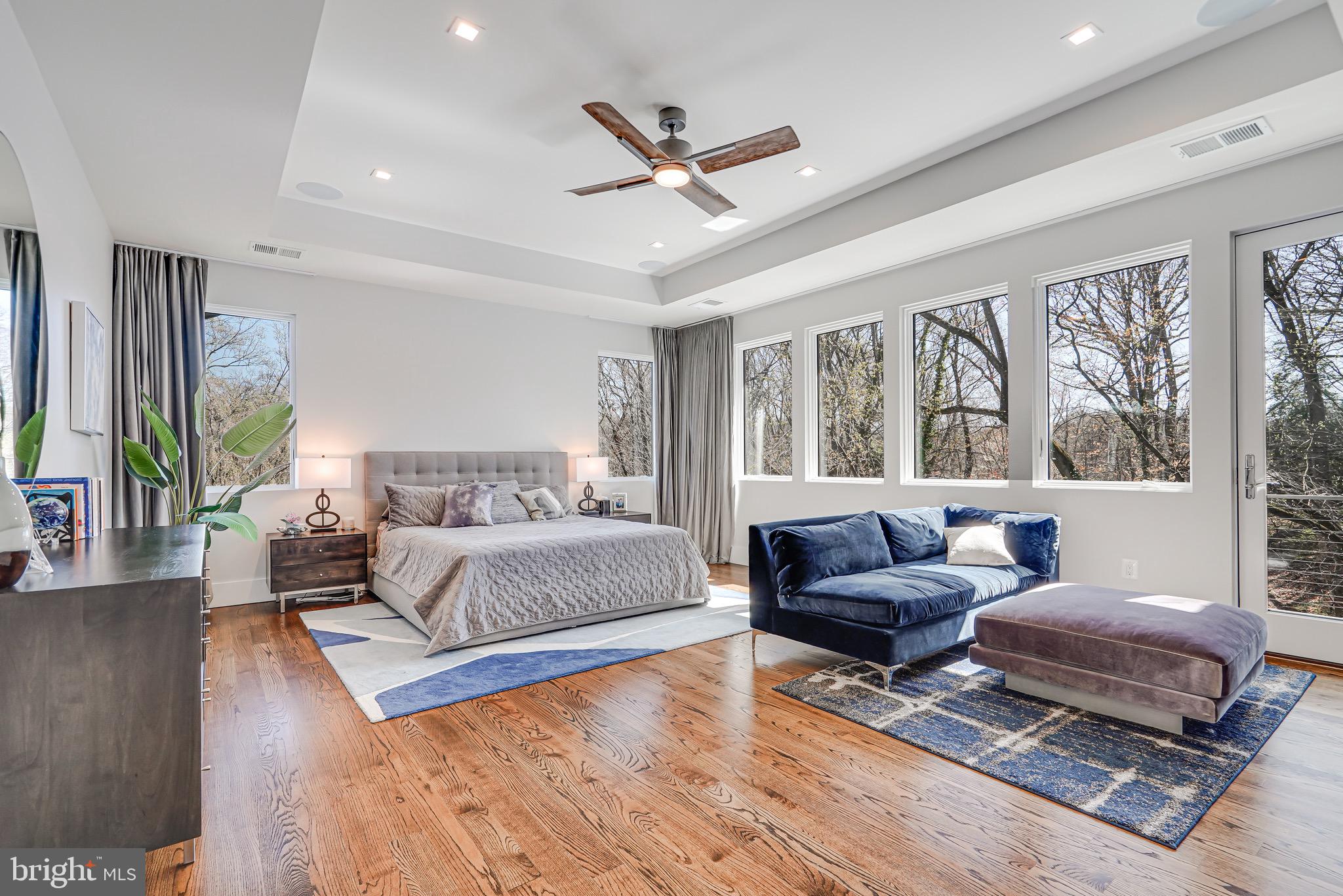 BELLEVUE FOREST - Residential