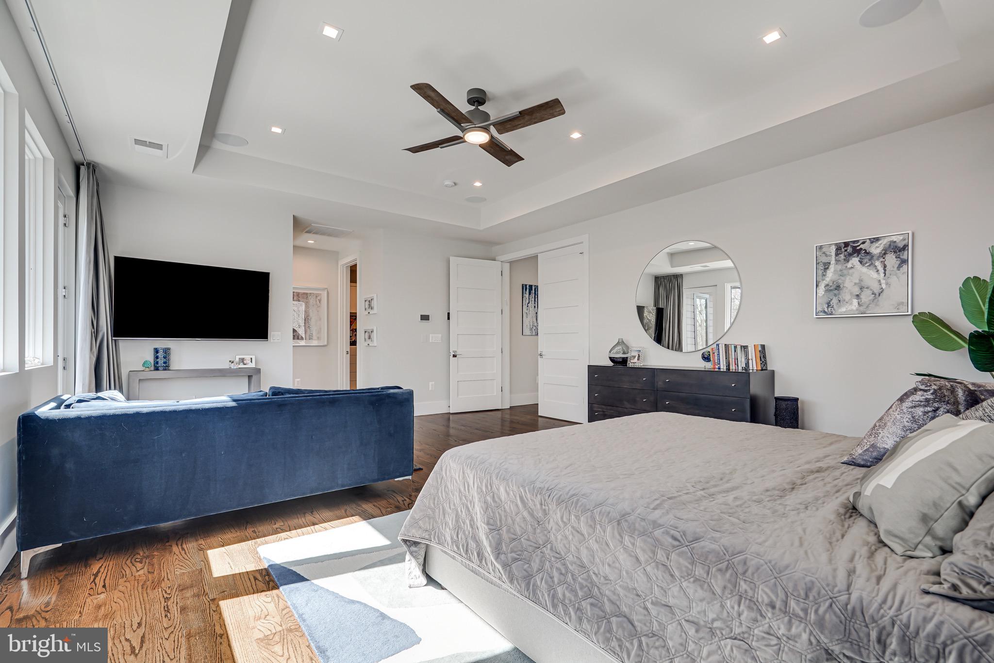 BELLEVUE FOREST - Residential