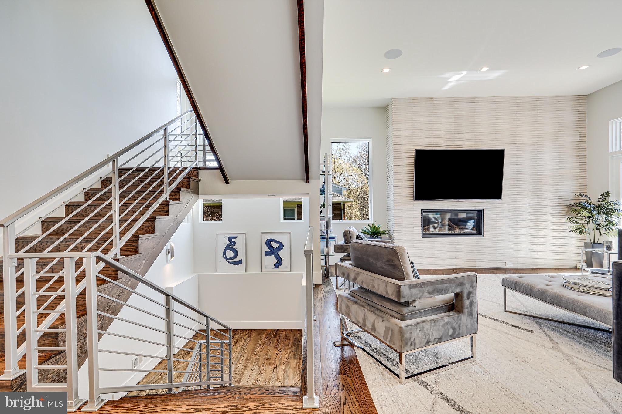 BELLEVUE FOREST - Residential