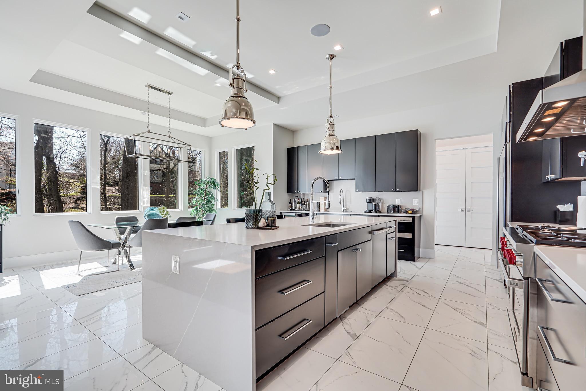 BELLEVUE FOREST - Residential