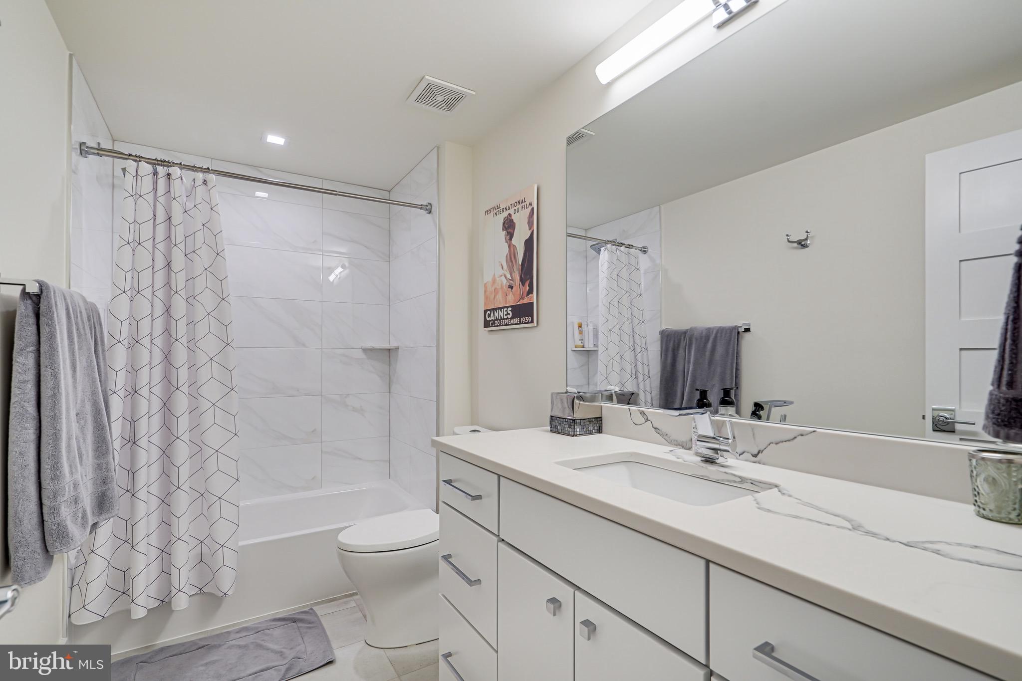 BELLEVUE FOREST - Residential