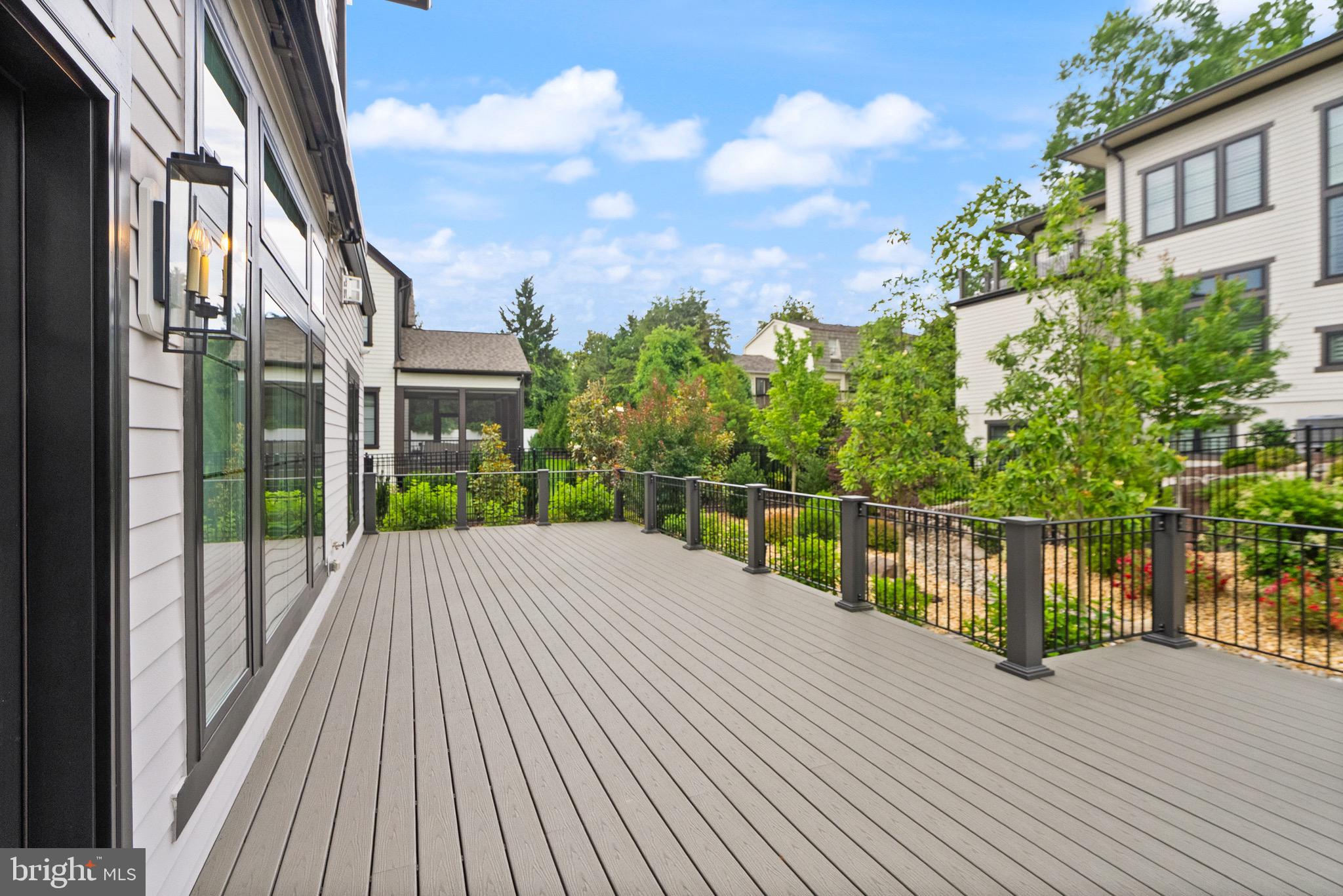 PARK GROVE - Residential