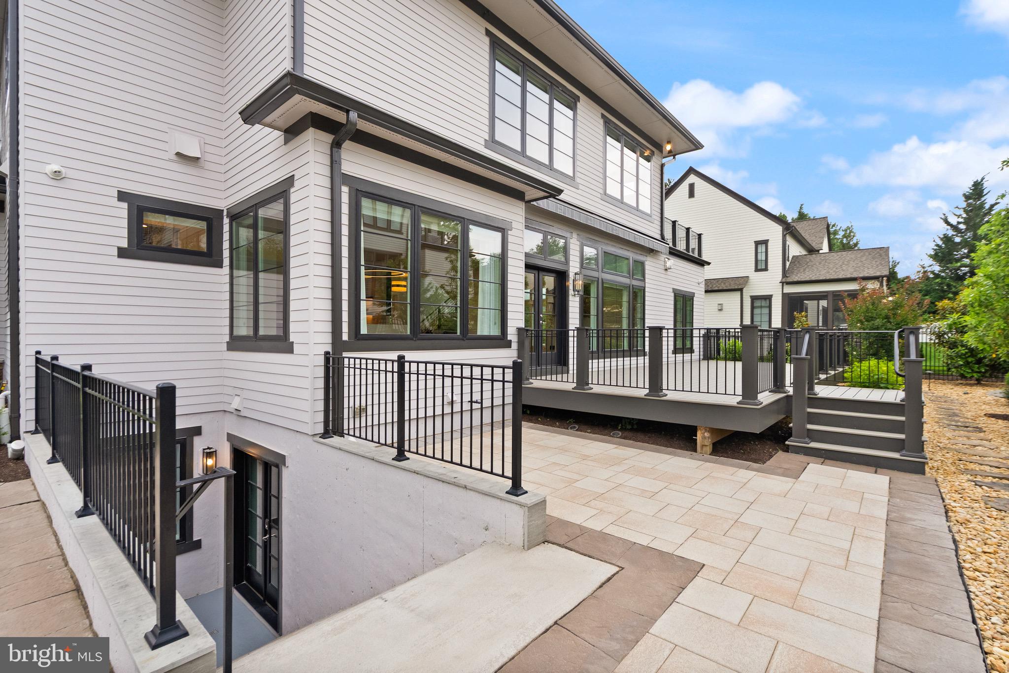 PARK GROVE - Residential