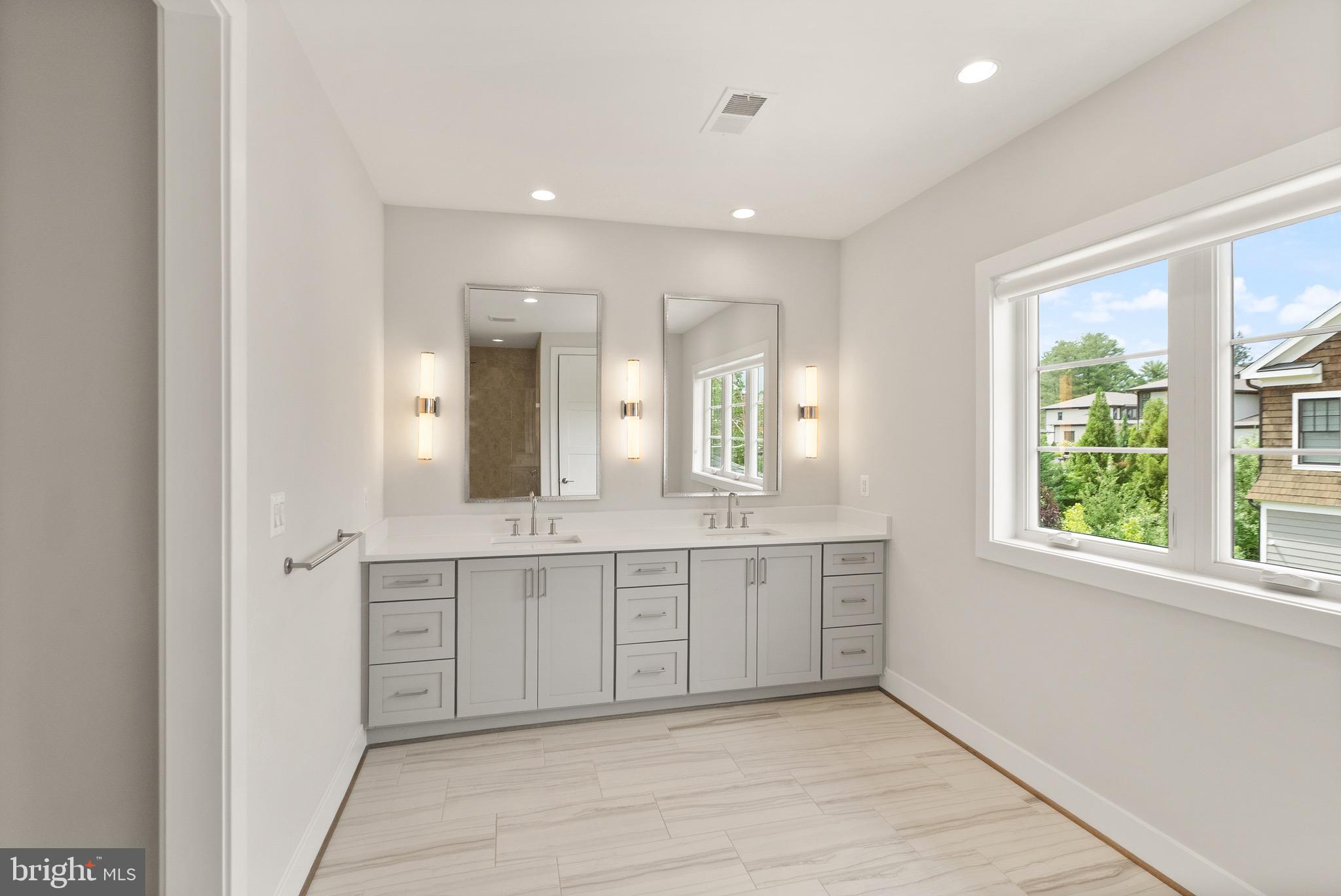 PARK GROVE - Residential