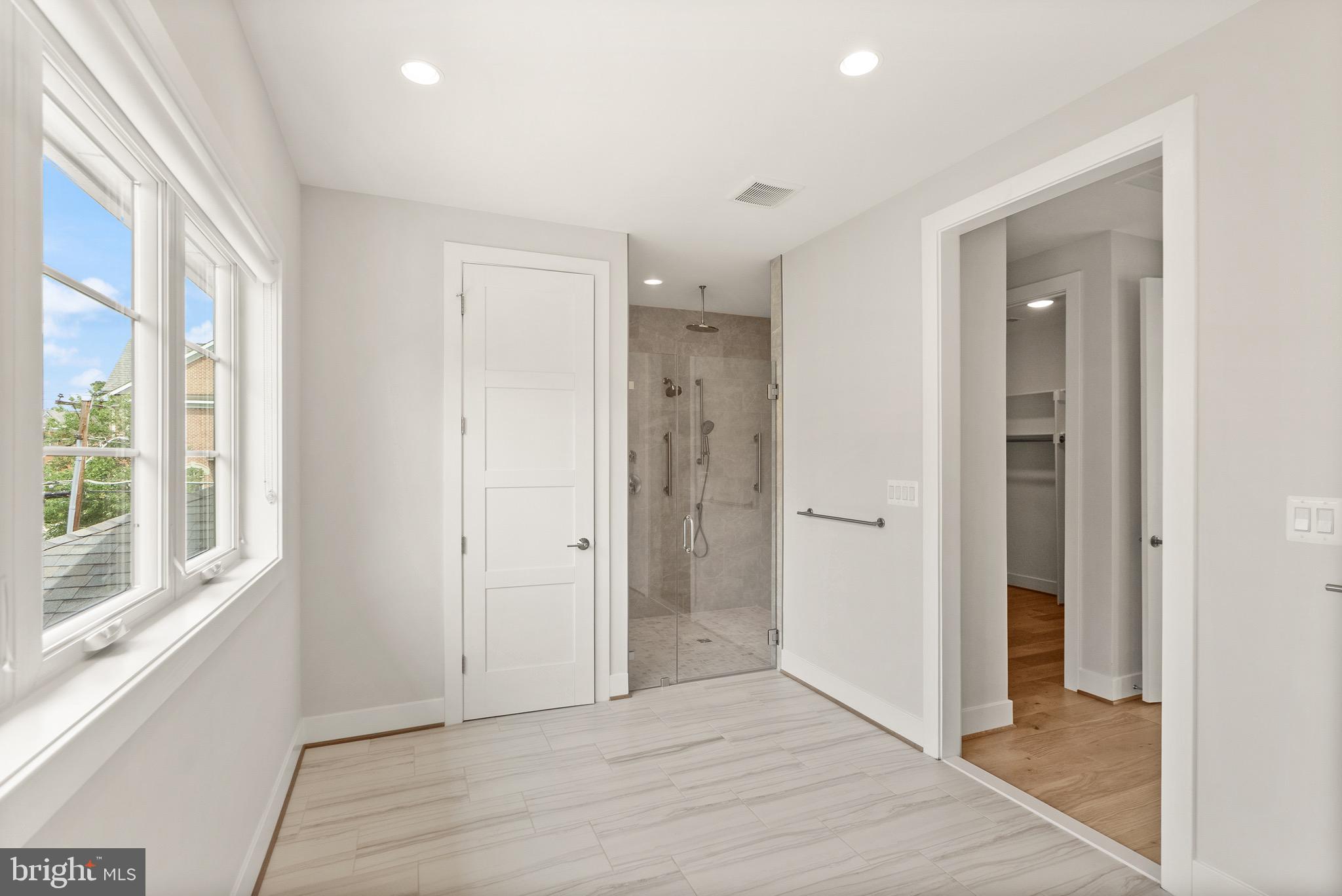 PARK GROVE - Residential