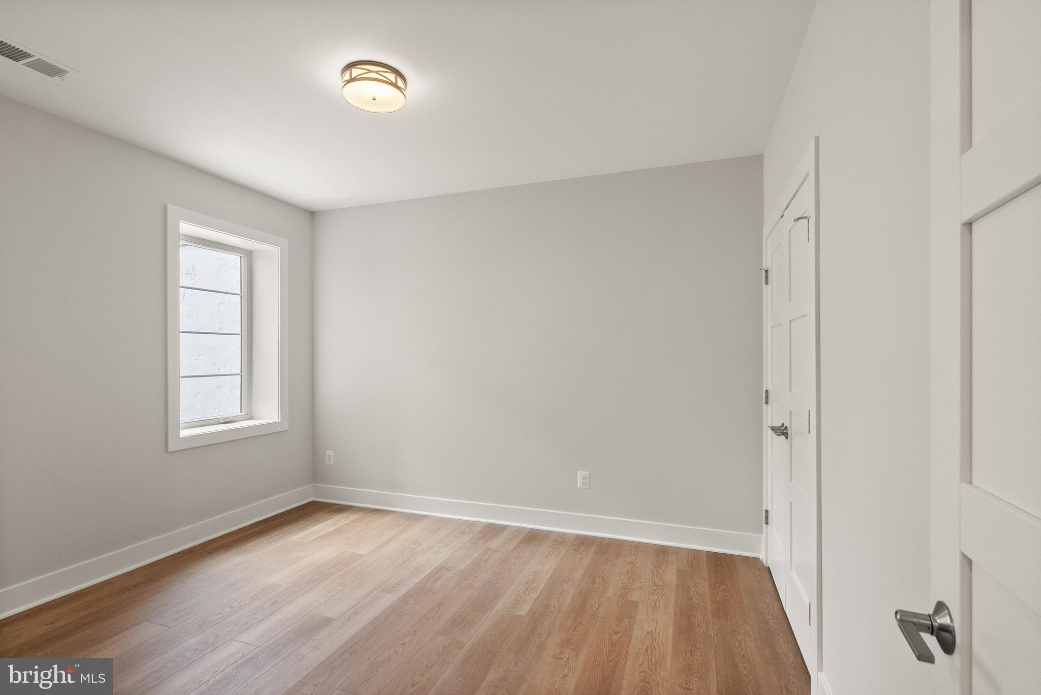 PARK GROVE - Residential